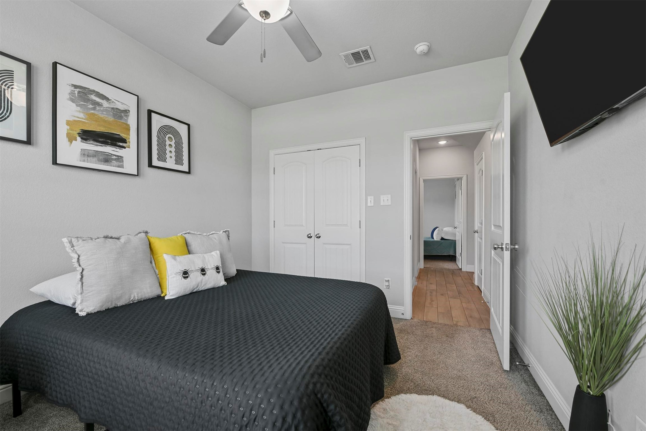 12800 Rocking Horse Drive