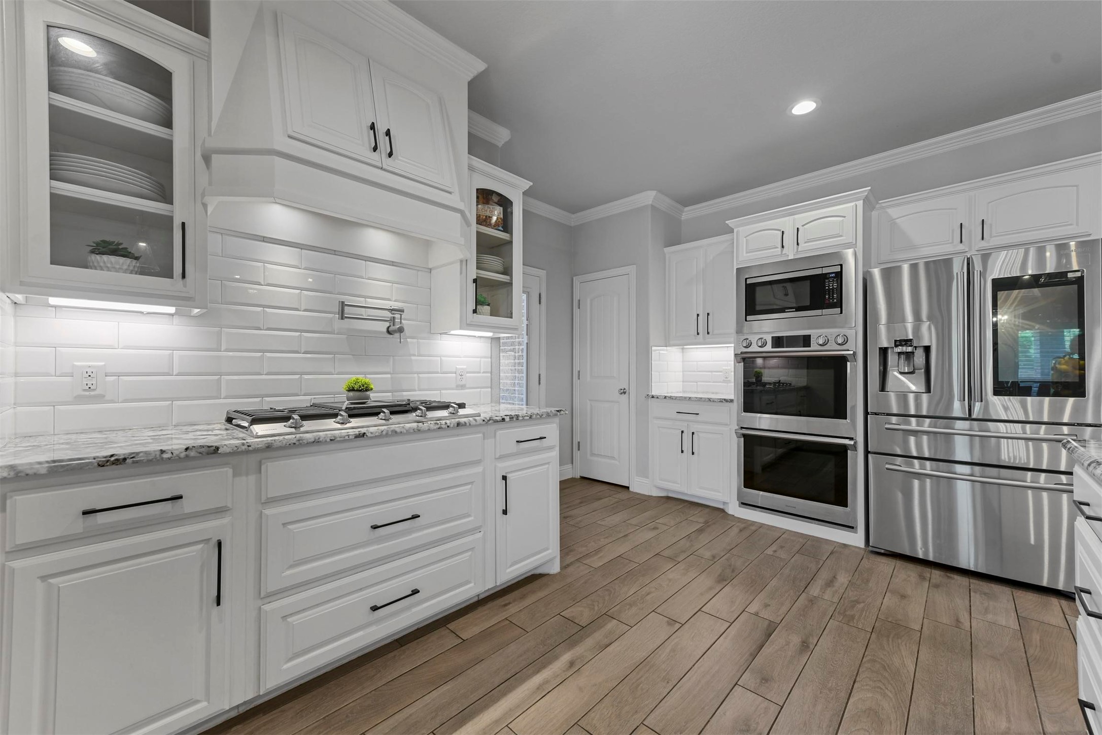 12800 Rocking Horse Drive