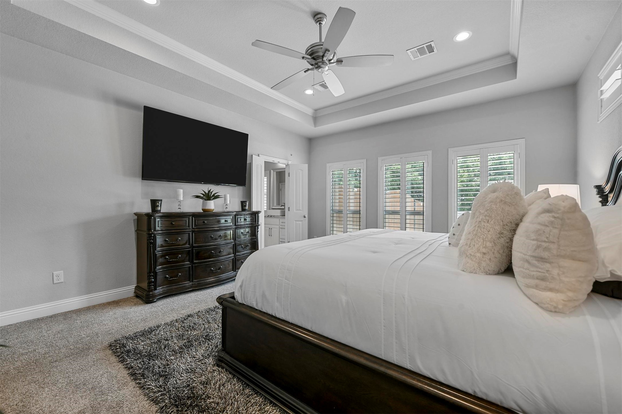 12800 Rocking Horse Drive