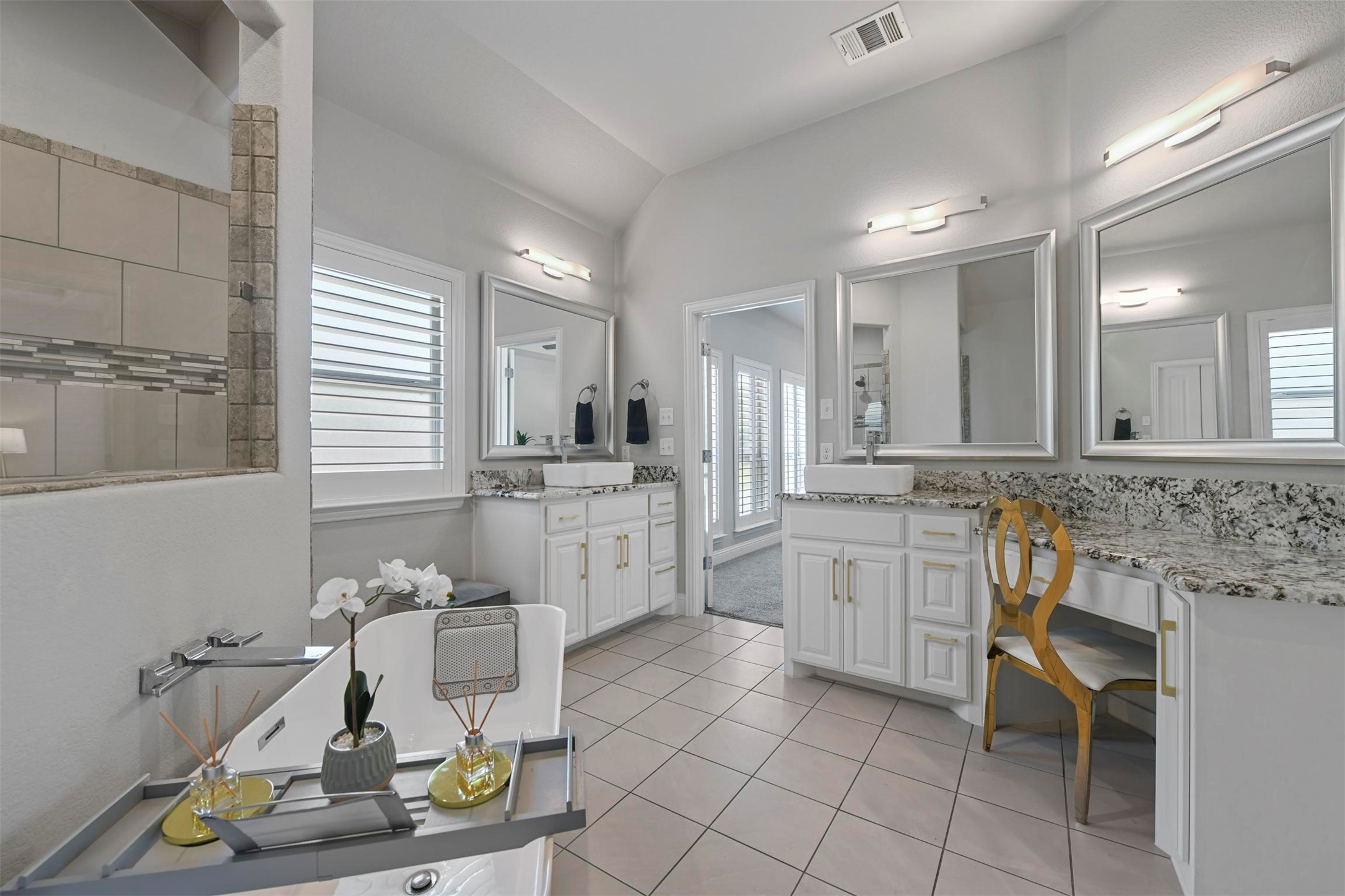 12800 Rocking Horse Drive