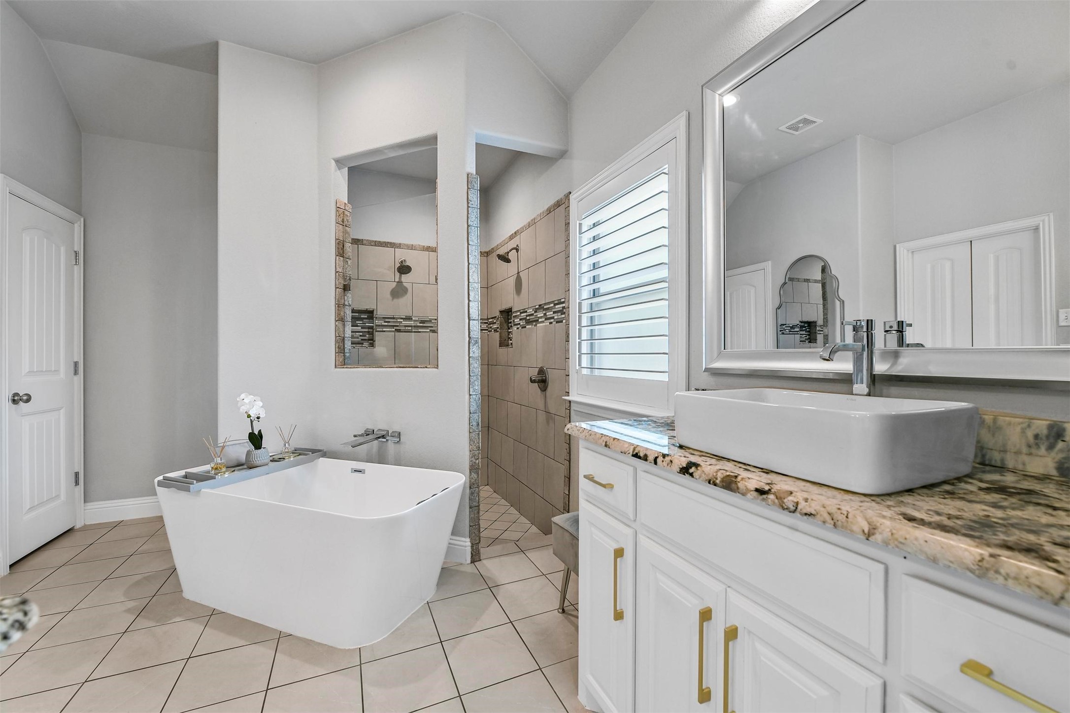 12800 Rocking Horse Drive