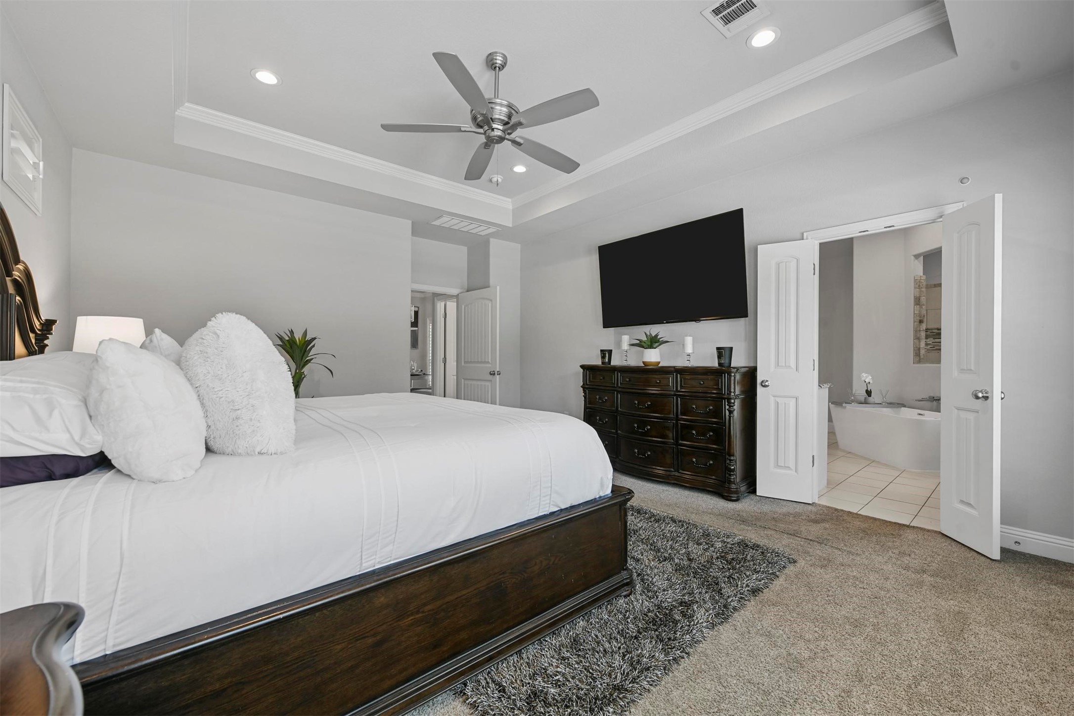 12800 Rocking Horse Drive
