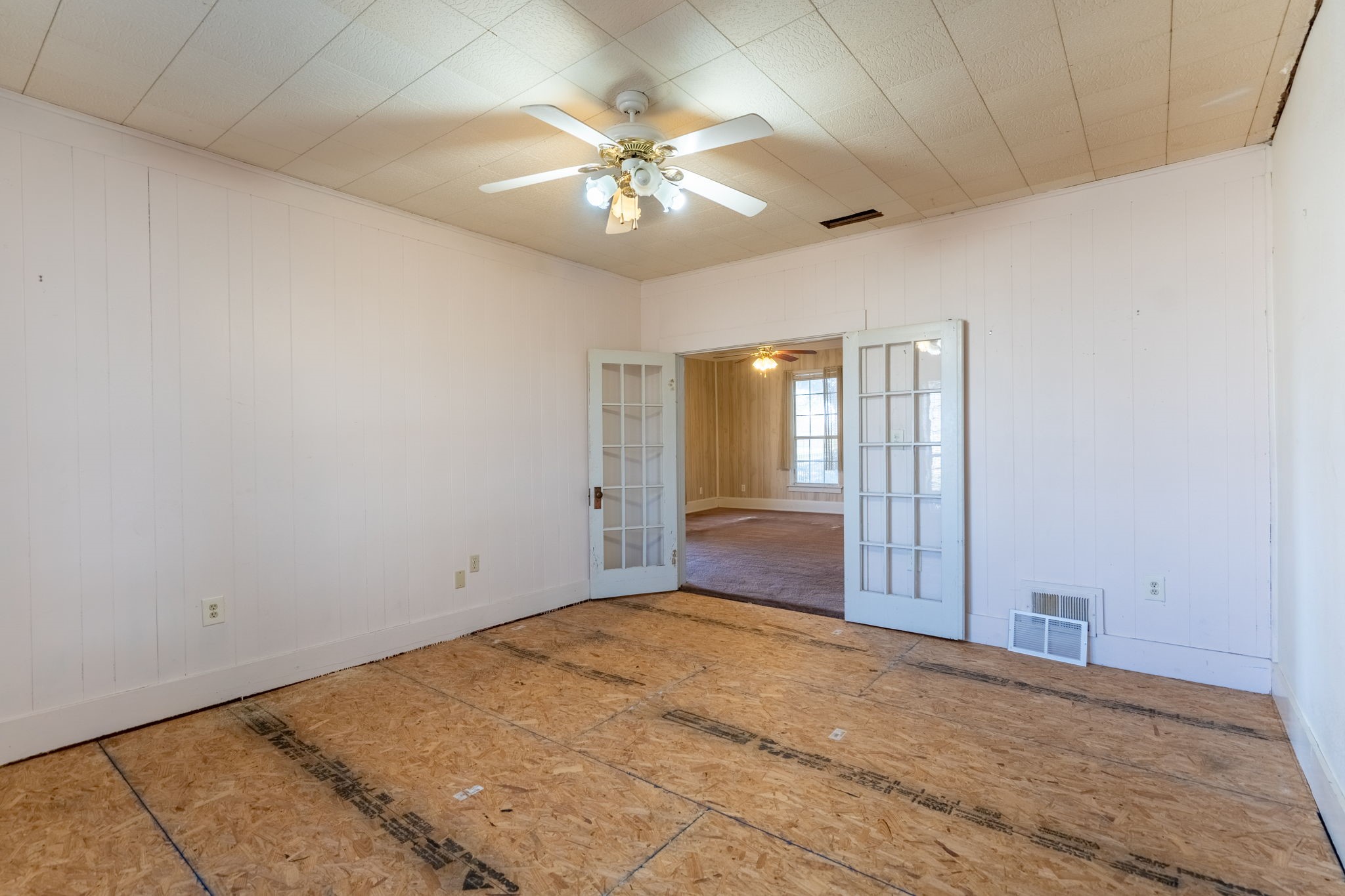 2441 N FM 740