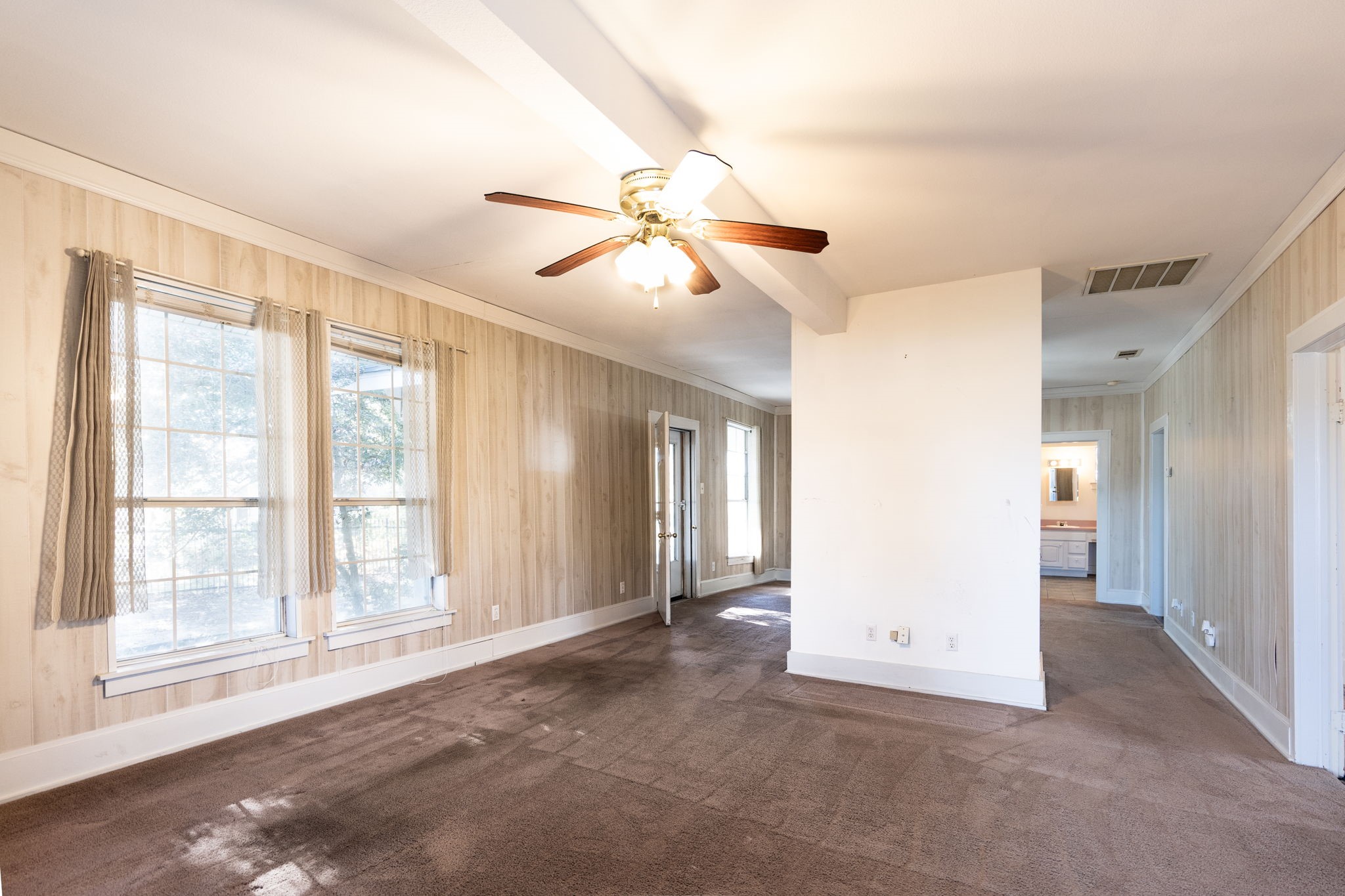 2441 N FM 740