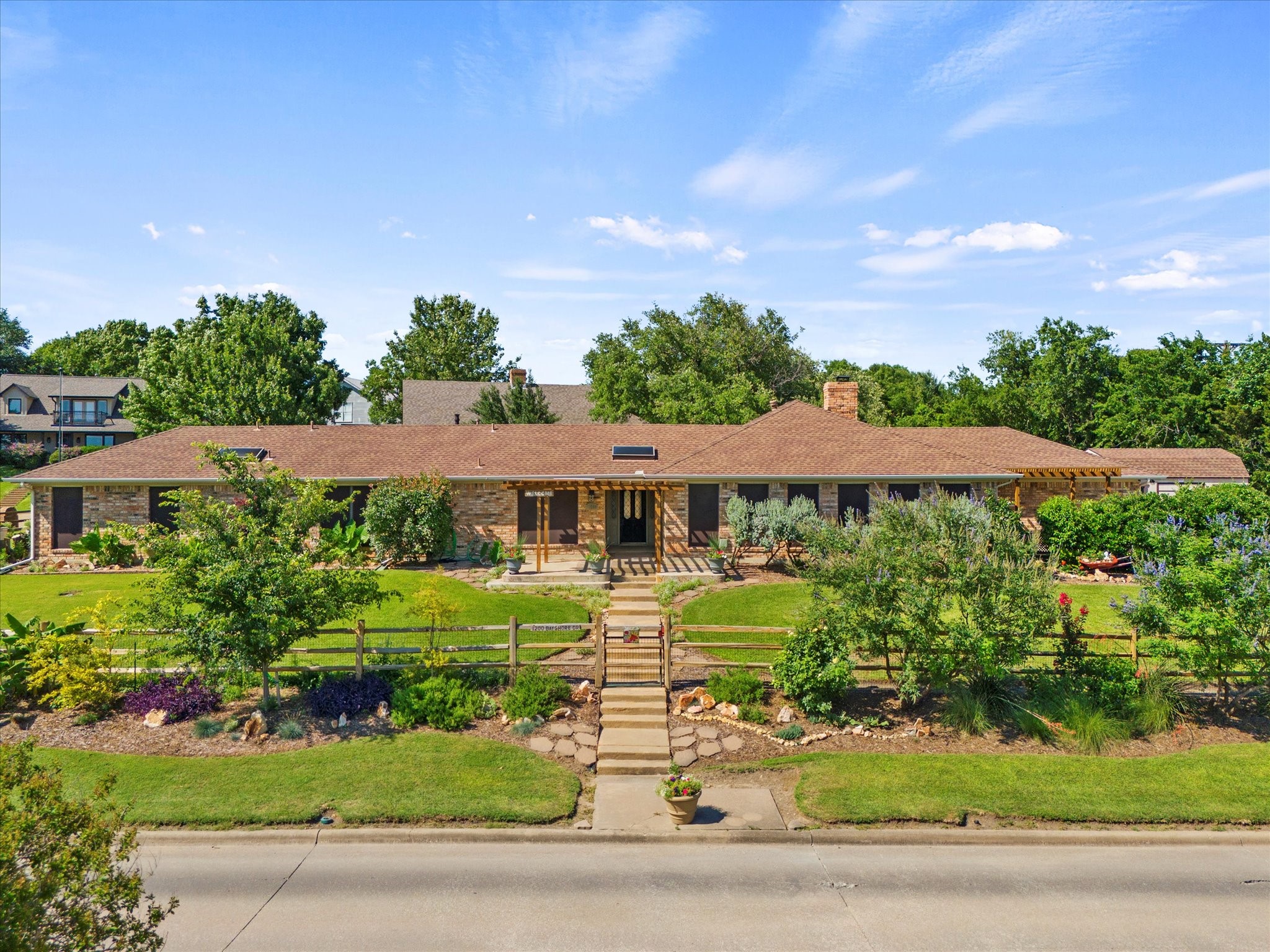 1200 Bayshore Drive