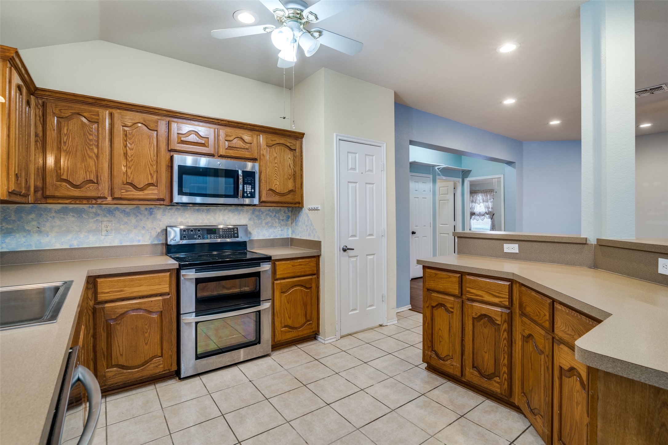 2804 Spencer Circle