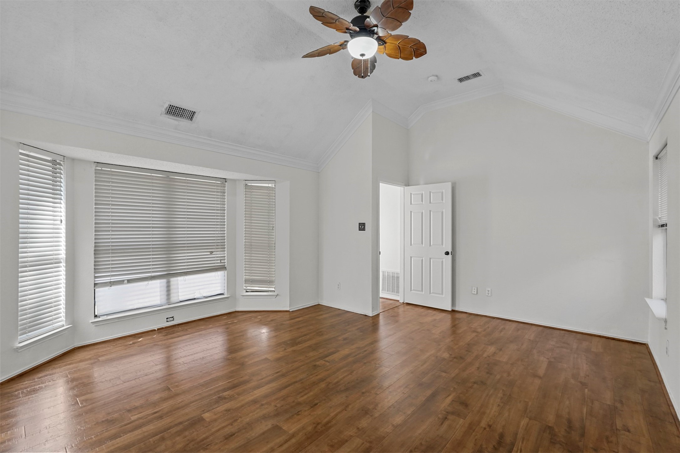 1704 Ariel Drive
