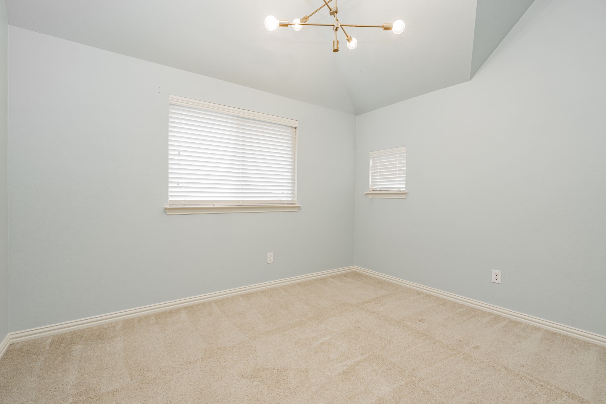 607 Miramar Drive