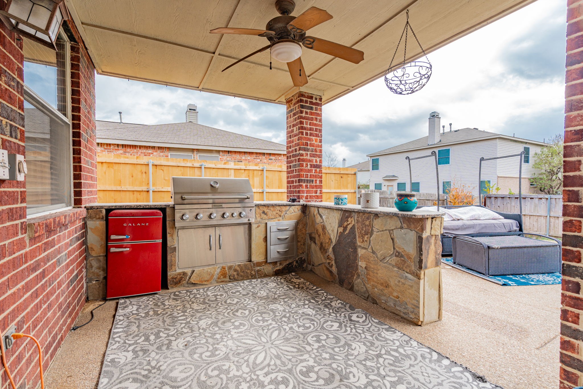 1812 Marble Cove Lane