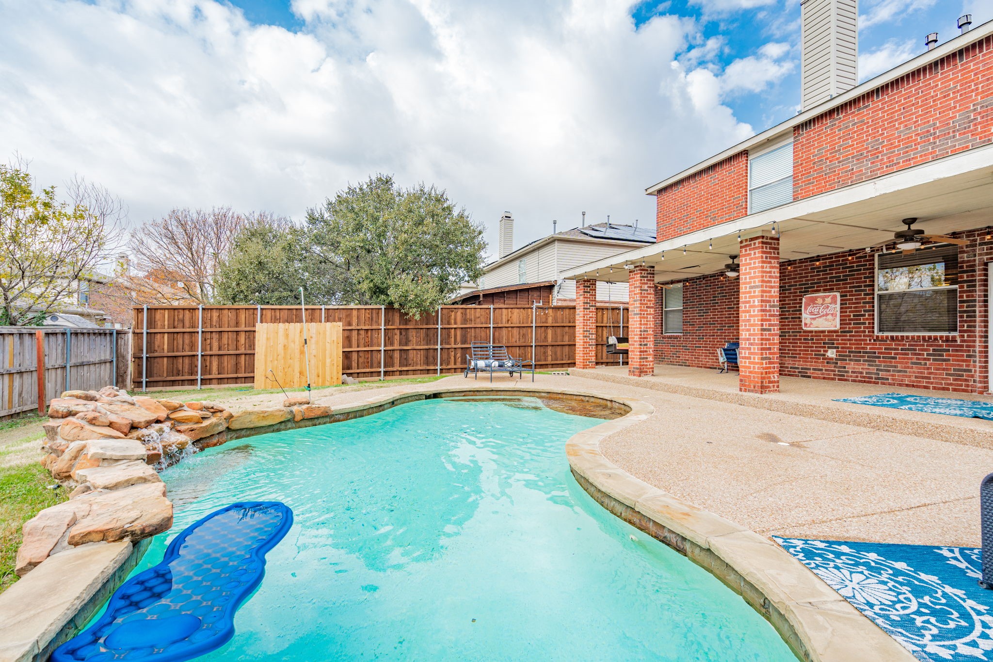 1812 Marble Cove Lane