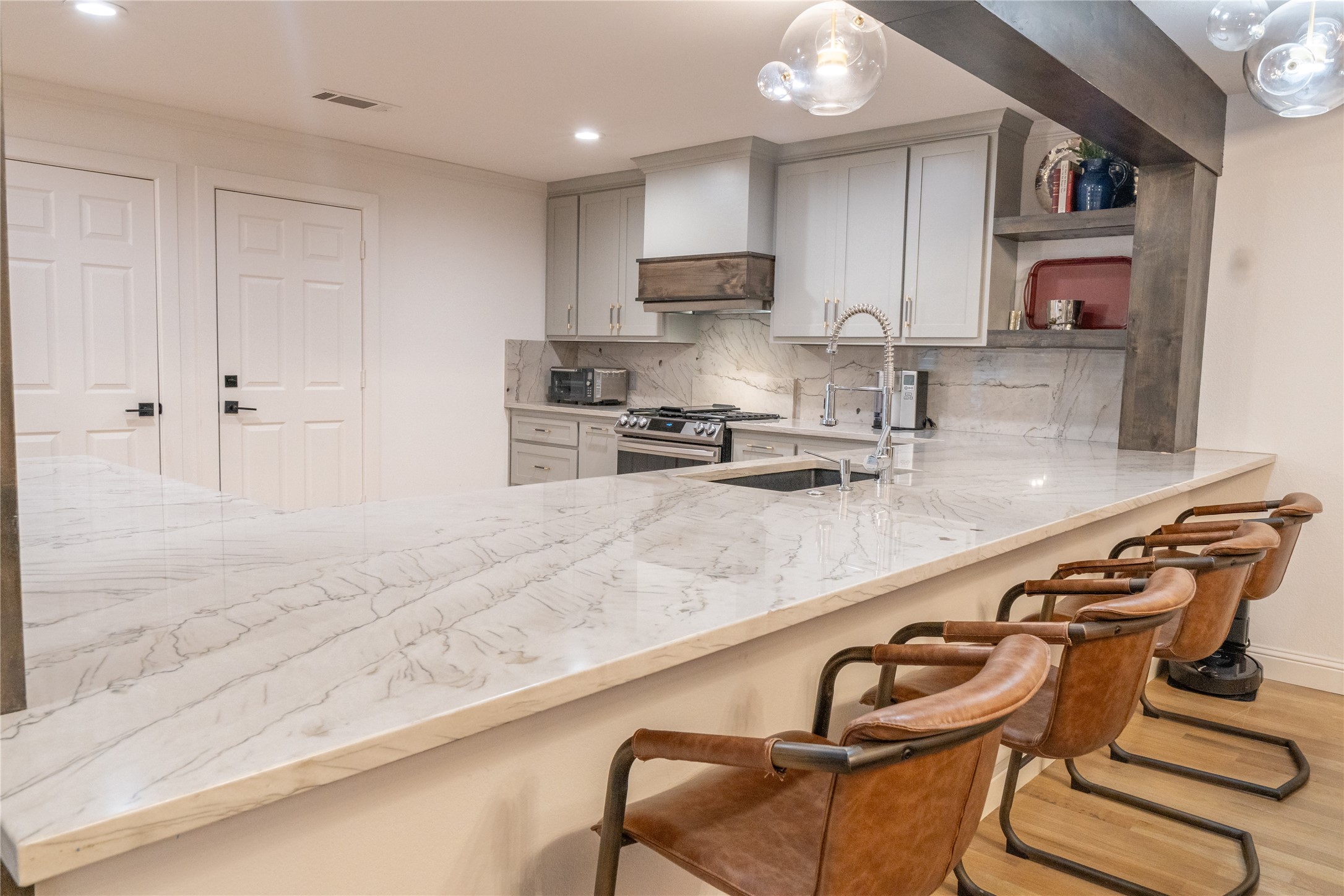 5528 Challenger Court