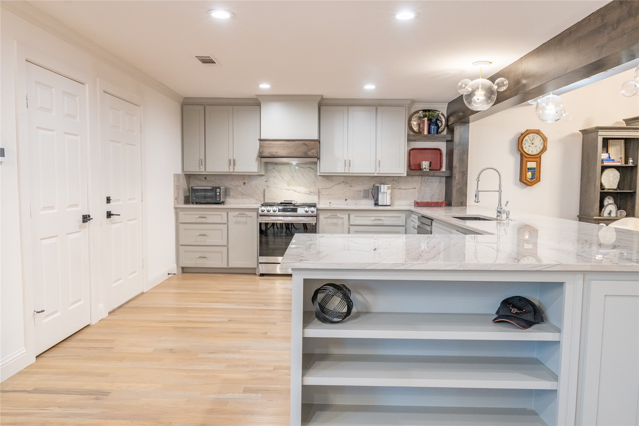 5528 Challenger Court