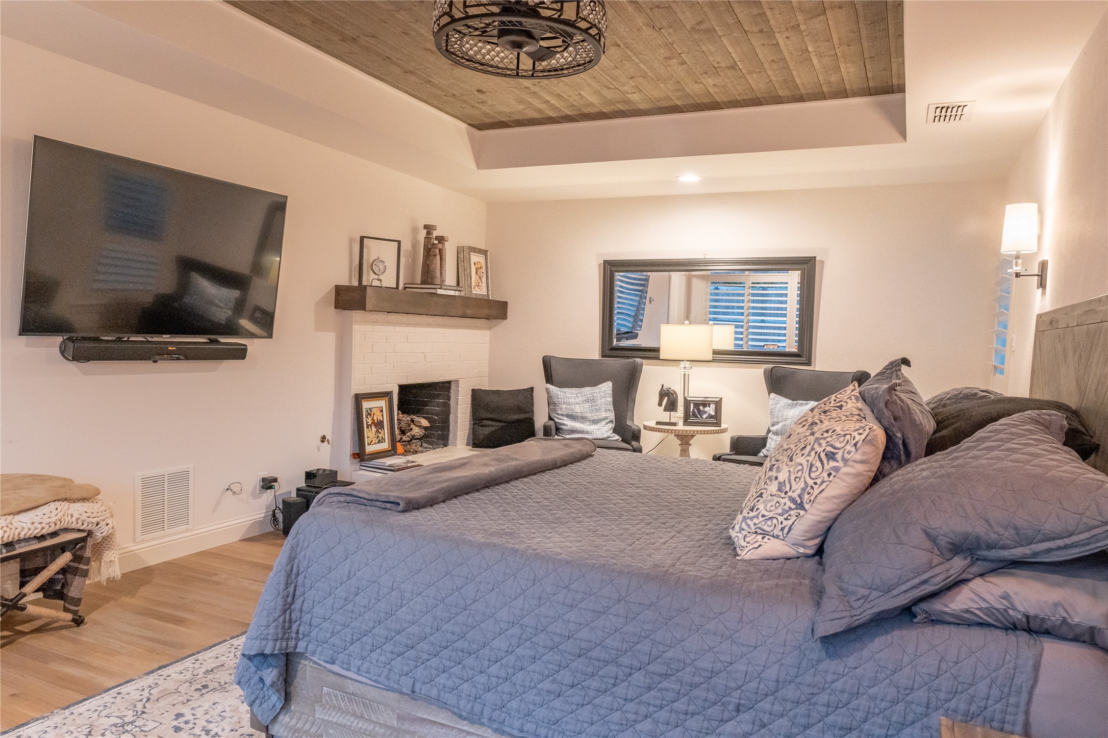 5528 Challenger Court