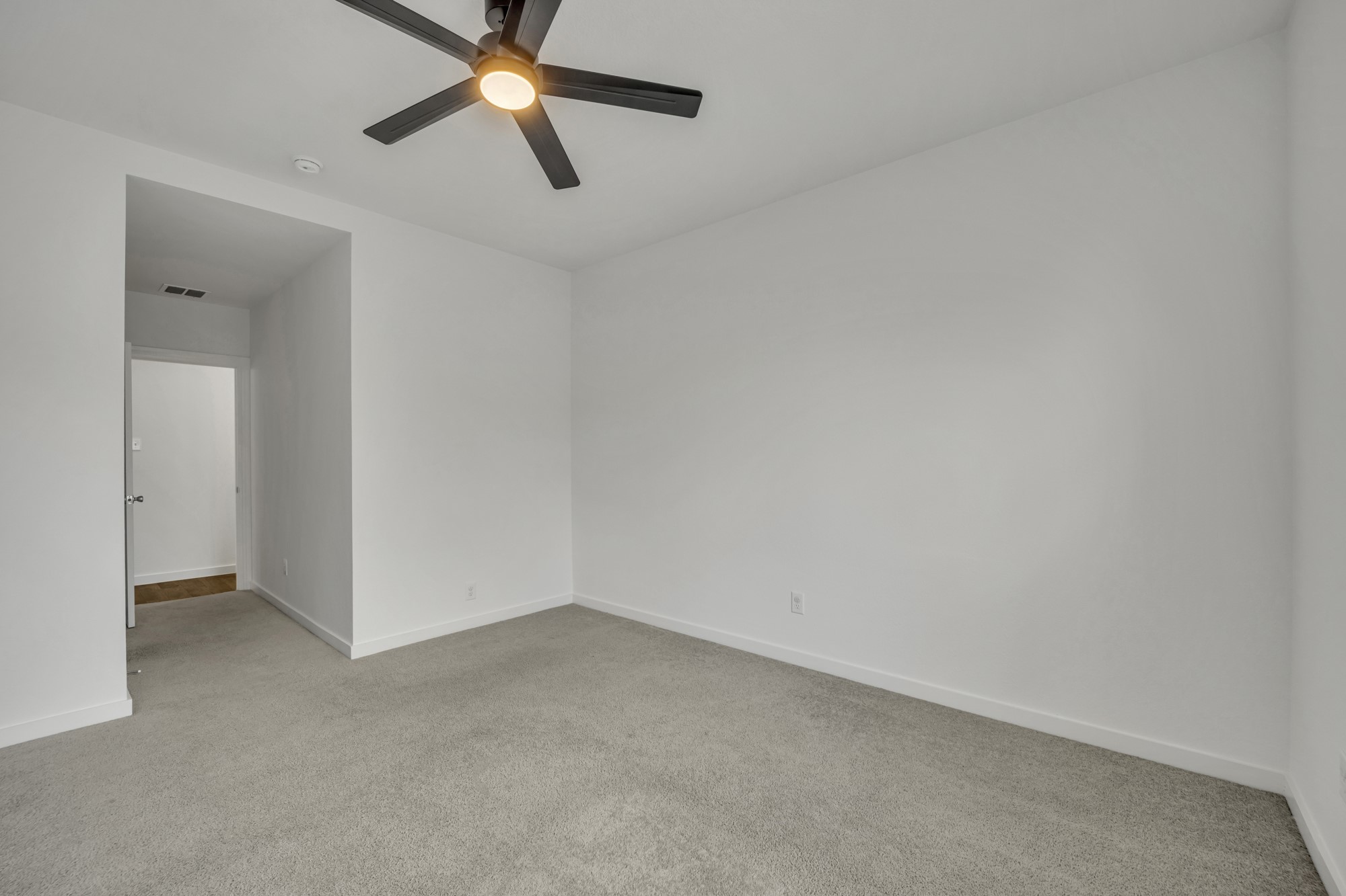 1803 Huntsman Way