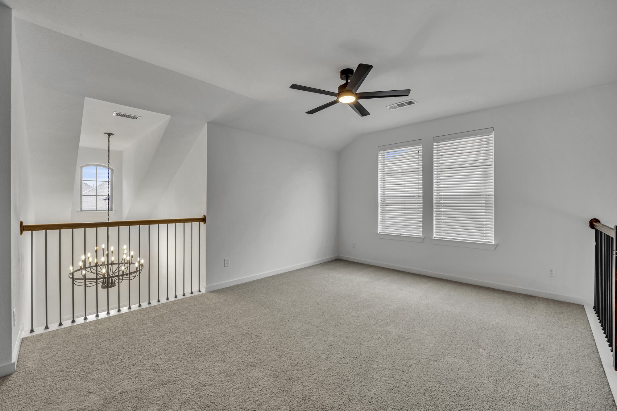 1803 Huntsman Way
