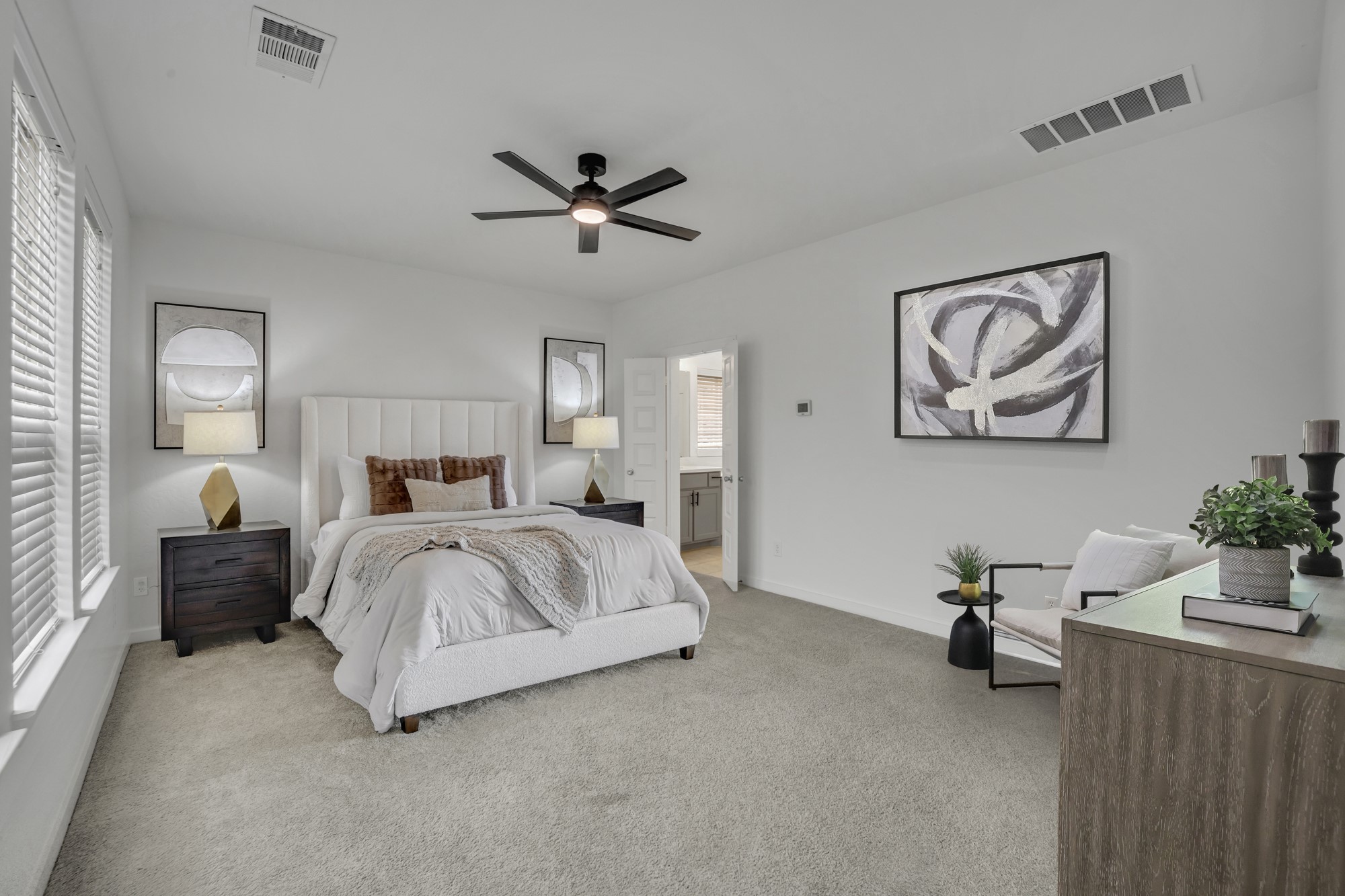1803 Huntsman Way