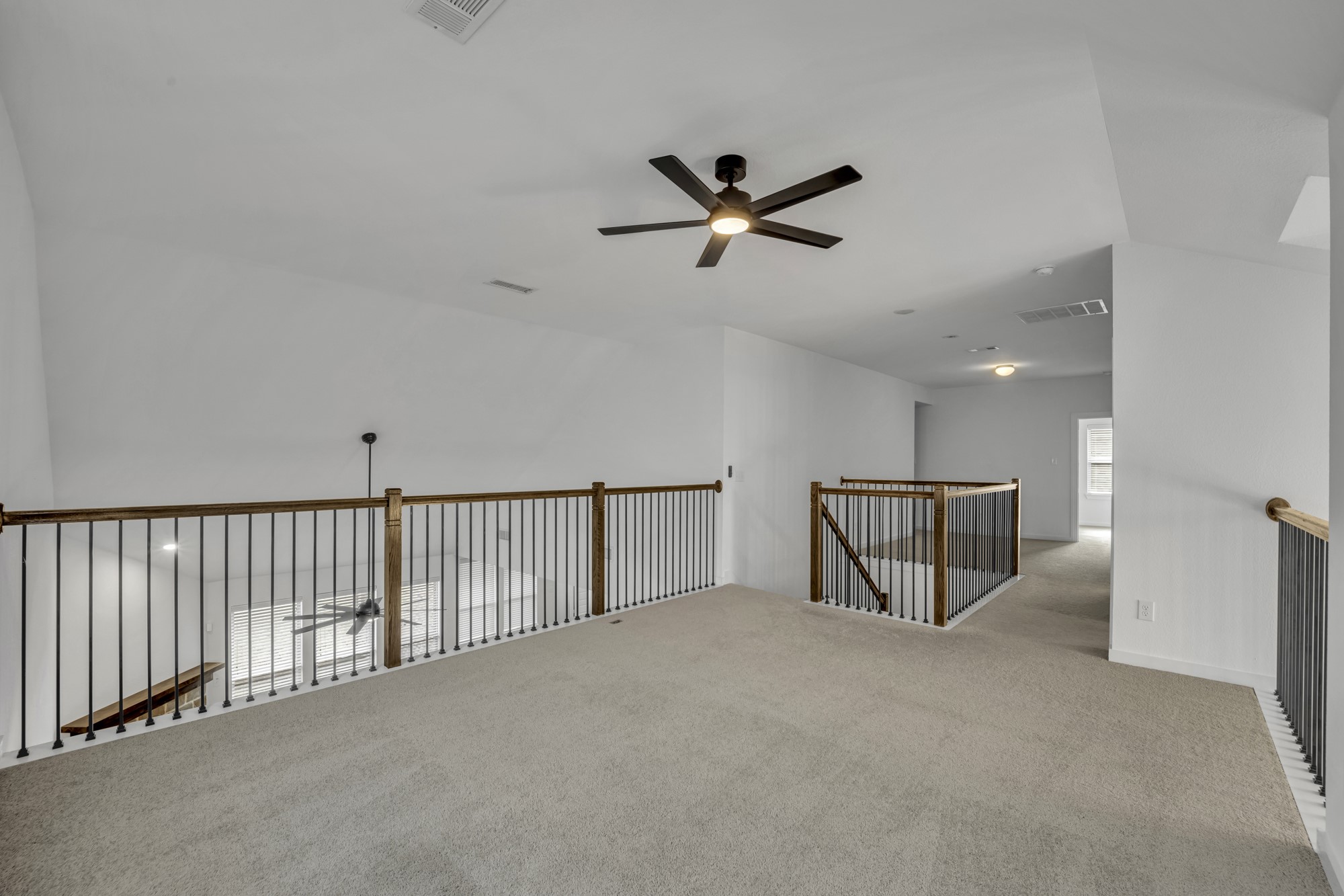 1803 Huntsman Way