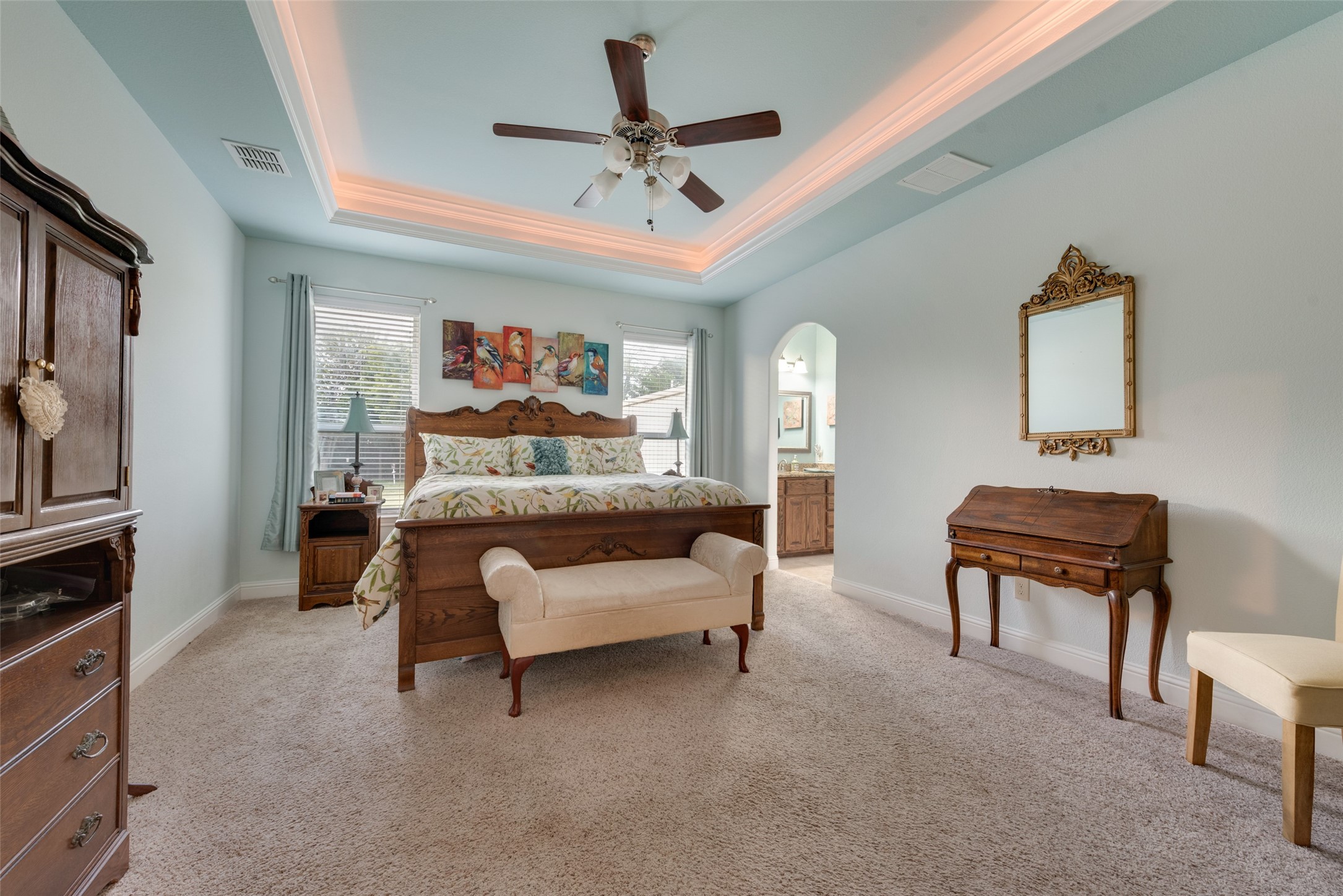 5046 Red Oak Drive