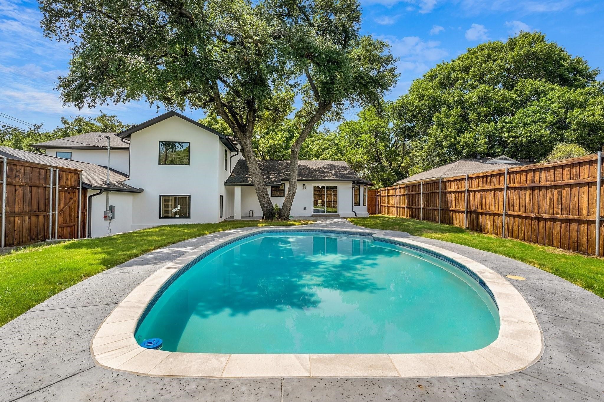 13306 Rolling Hills Lane