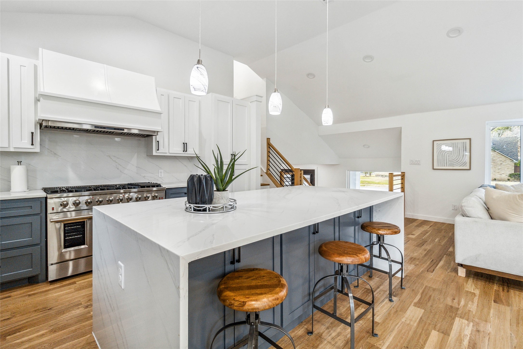 13306 Rolling Hills Lane