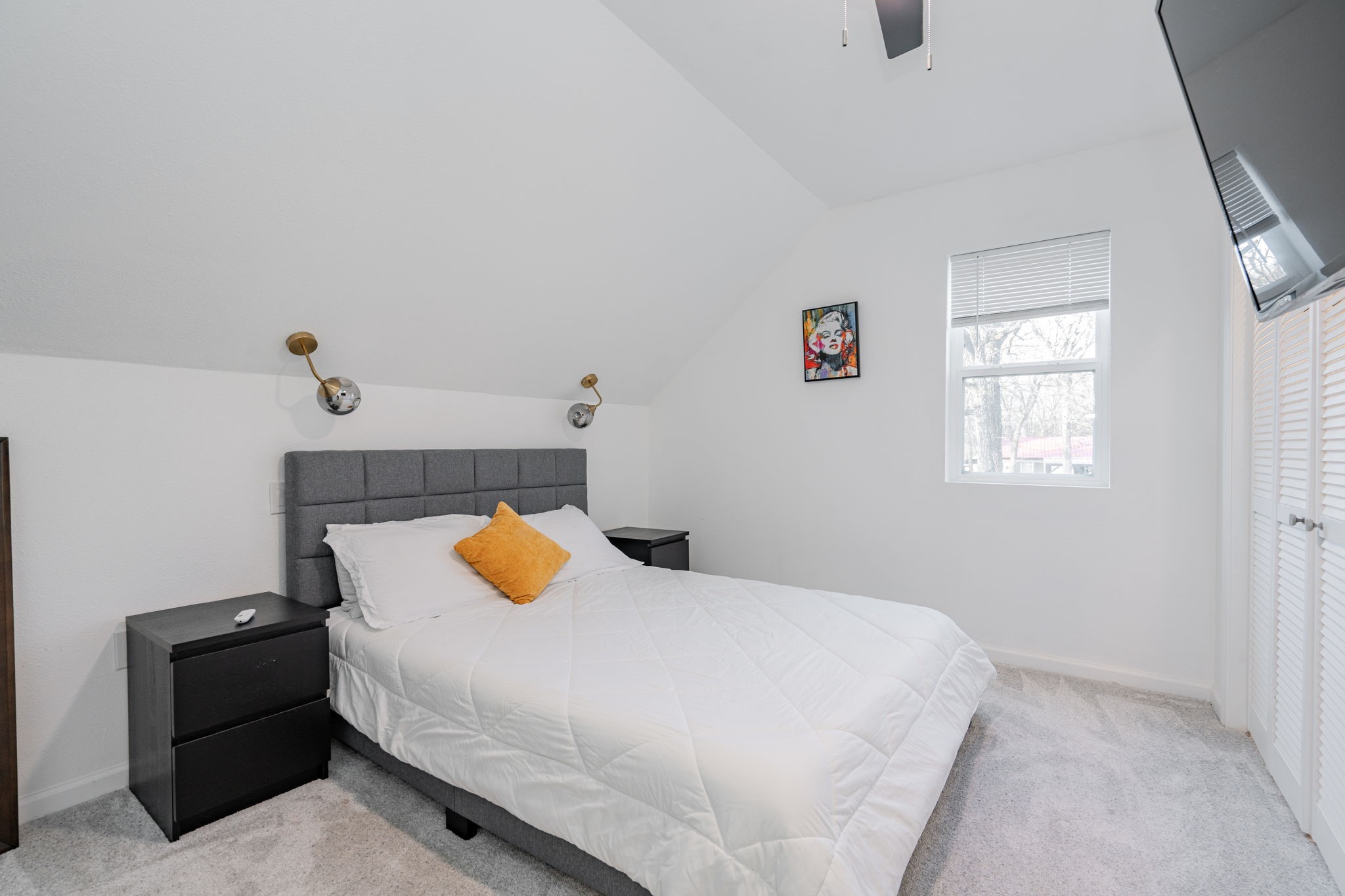 2411 Live Oak Street