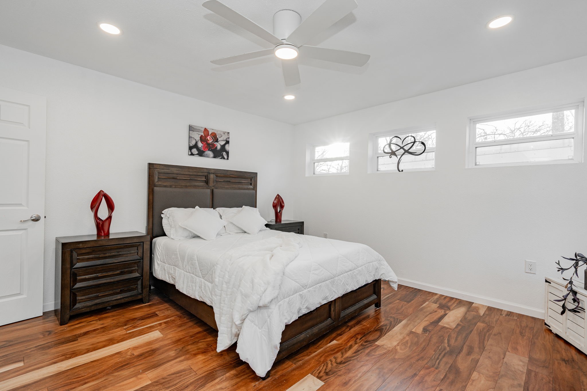 2411 Live Oak Street