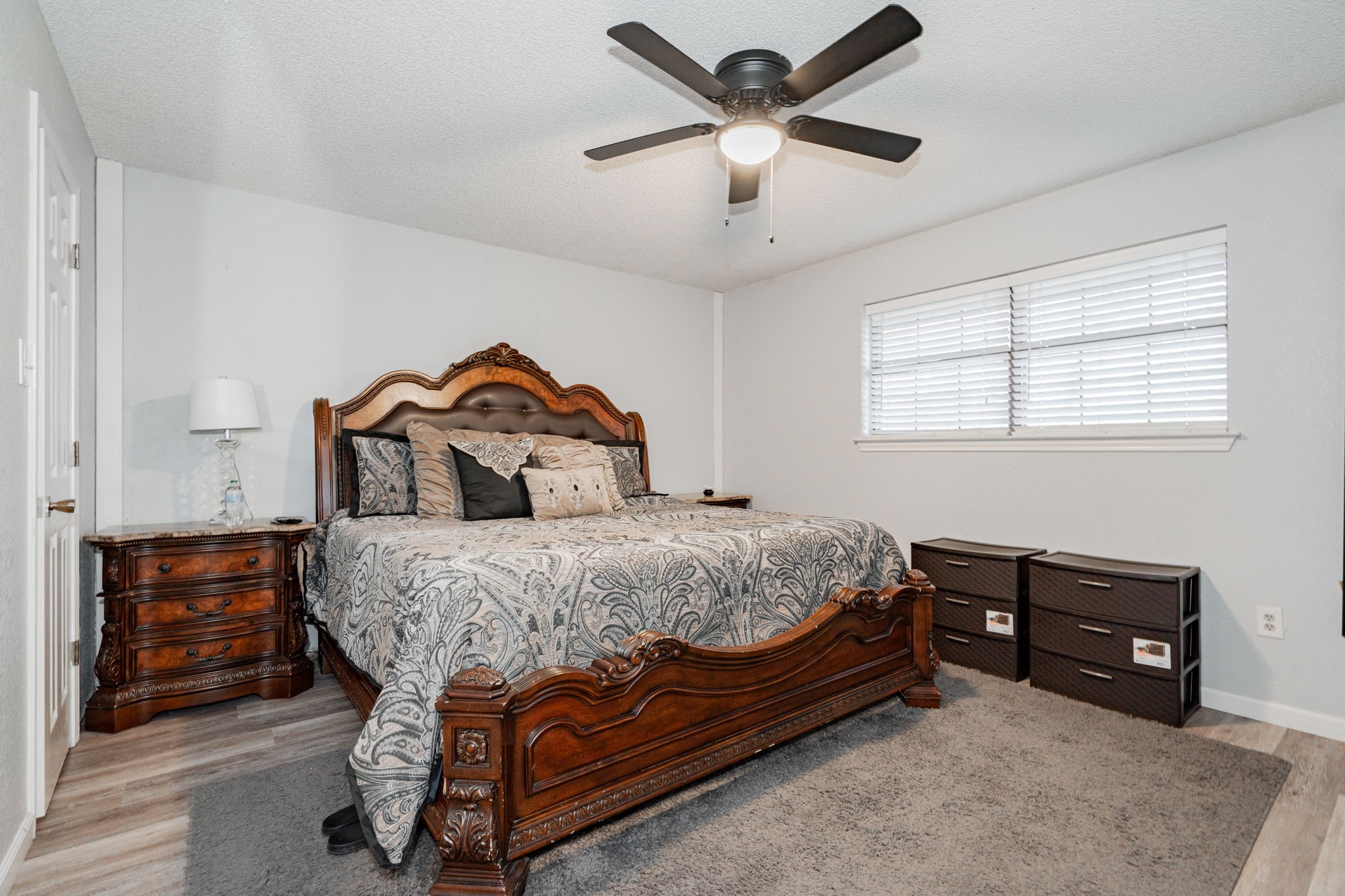 1025 Country Lane