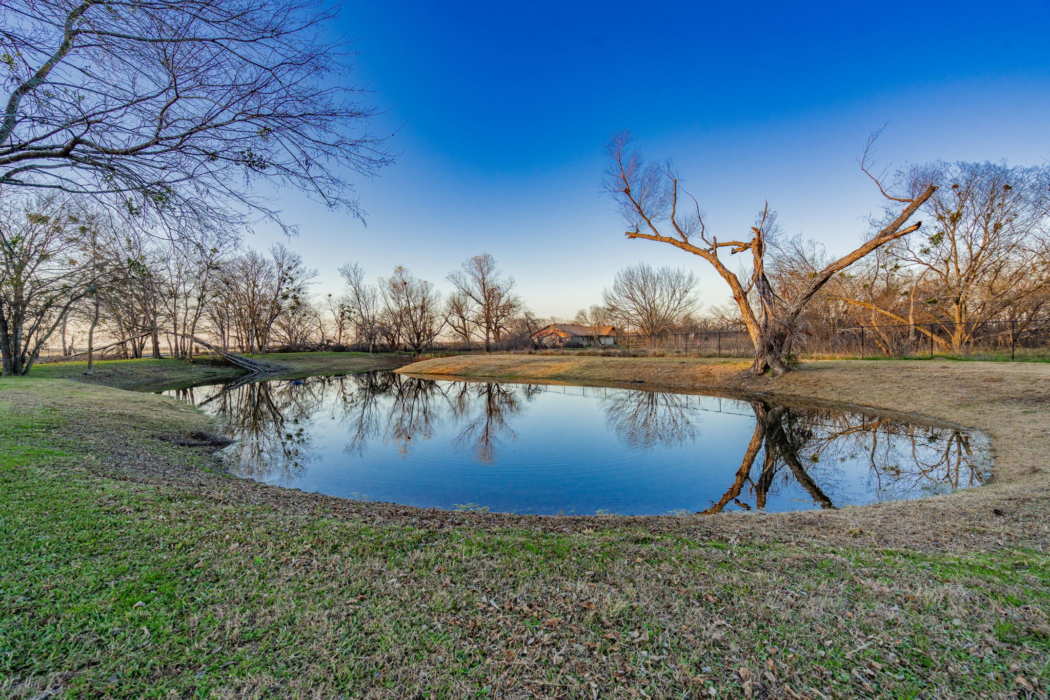 1025 Country Lane