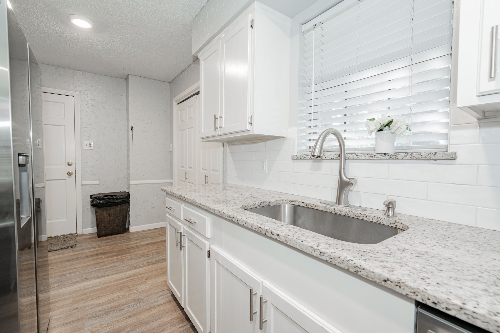 1025 Country Lane