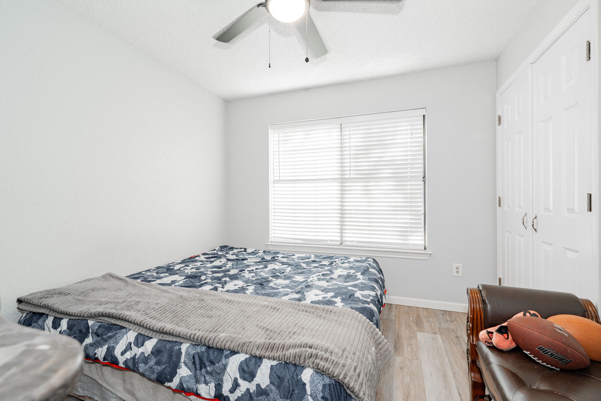 1025 Country Lane