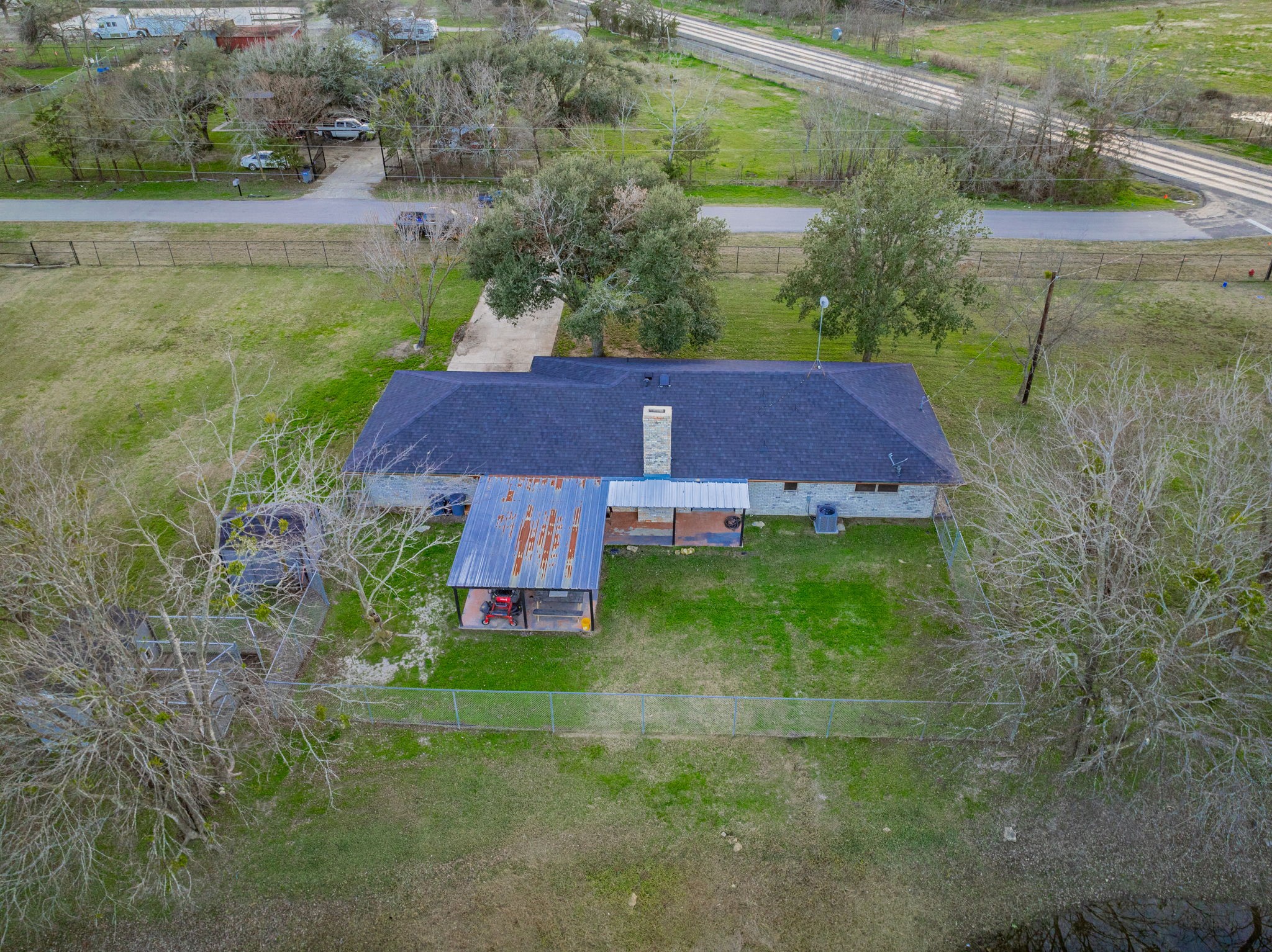 1025 Country Lane