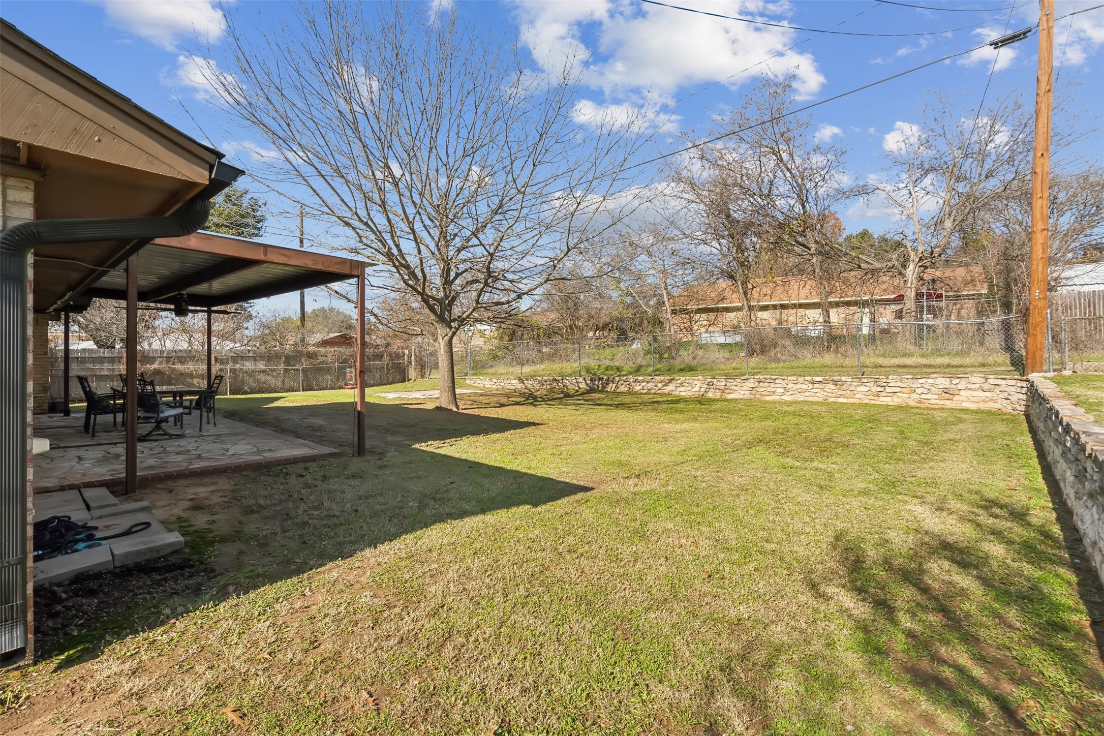 1220 Julie Street