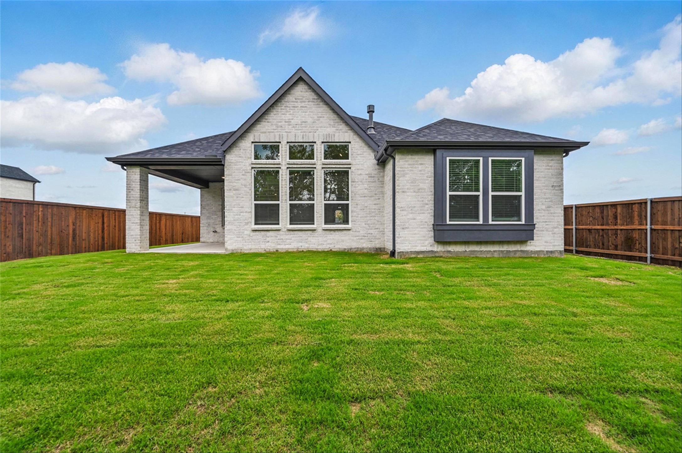 1748 Secco Way