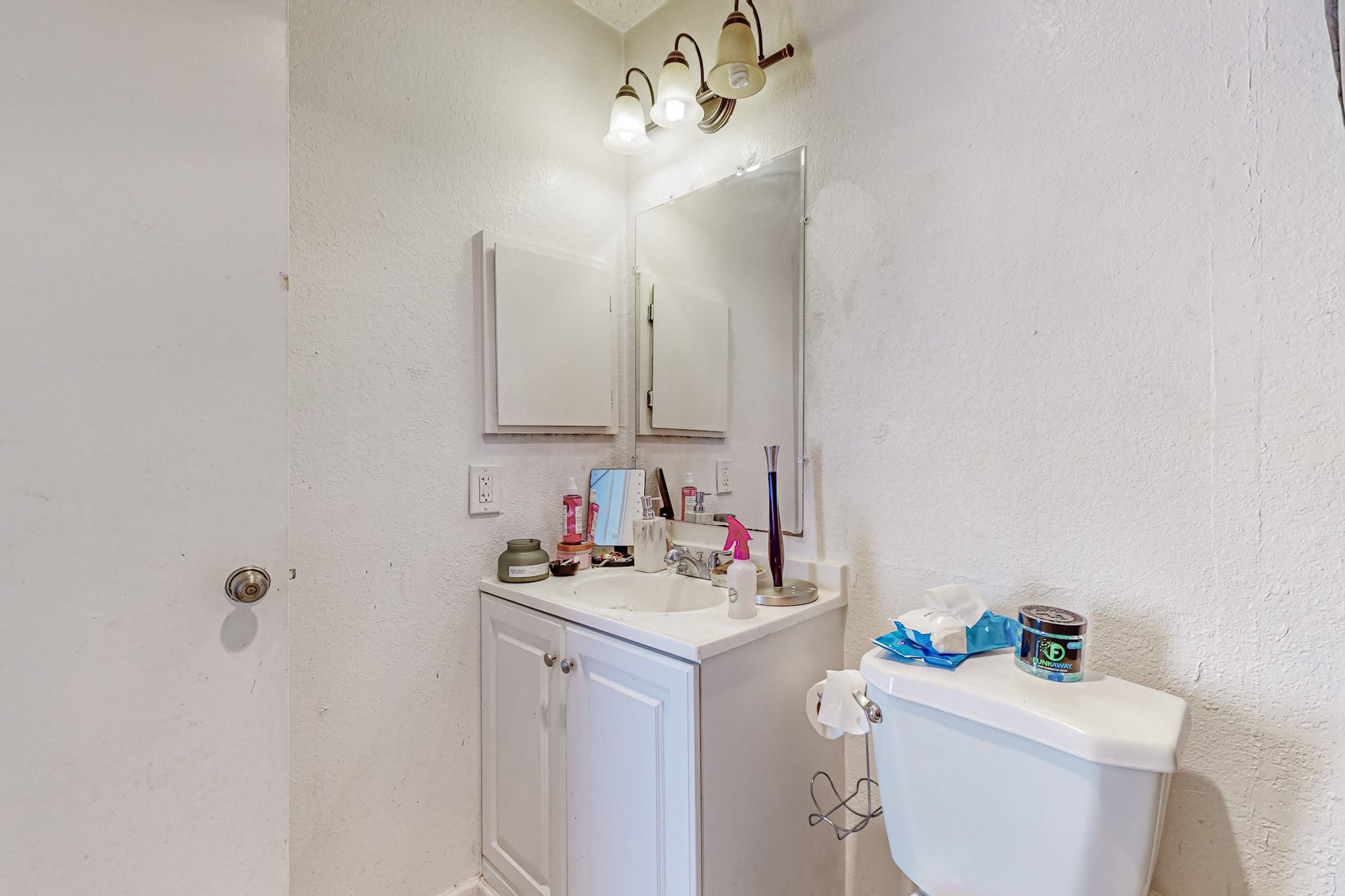 2126 Highwood Drive
