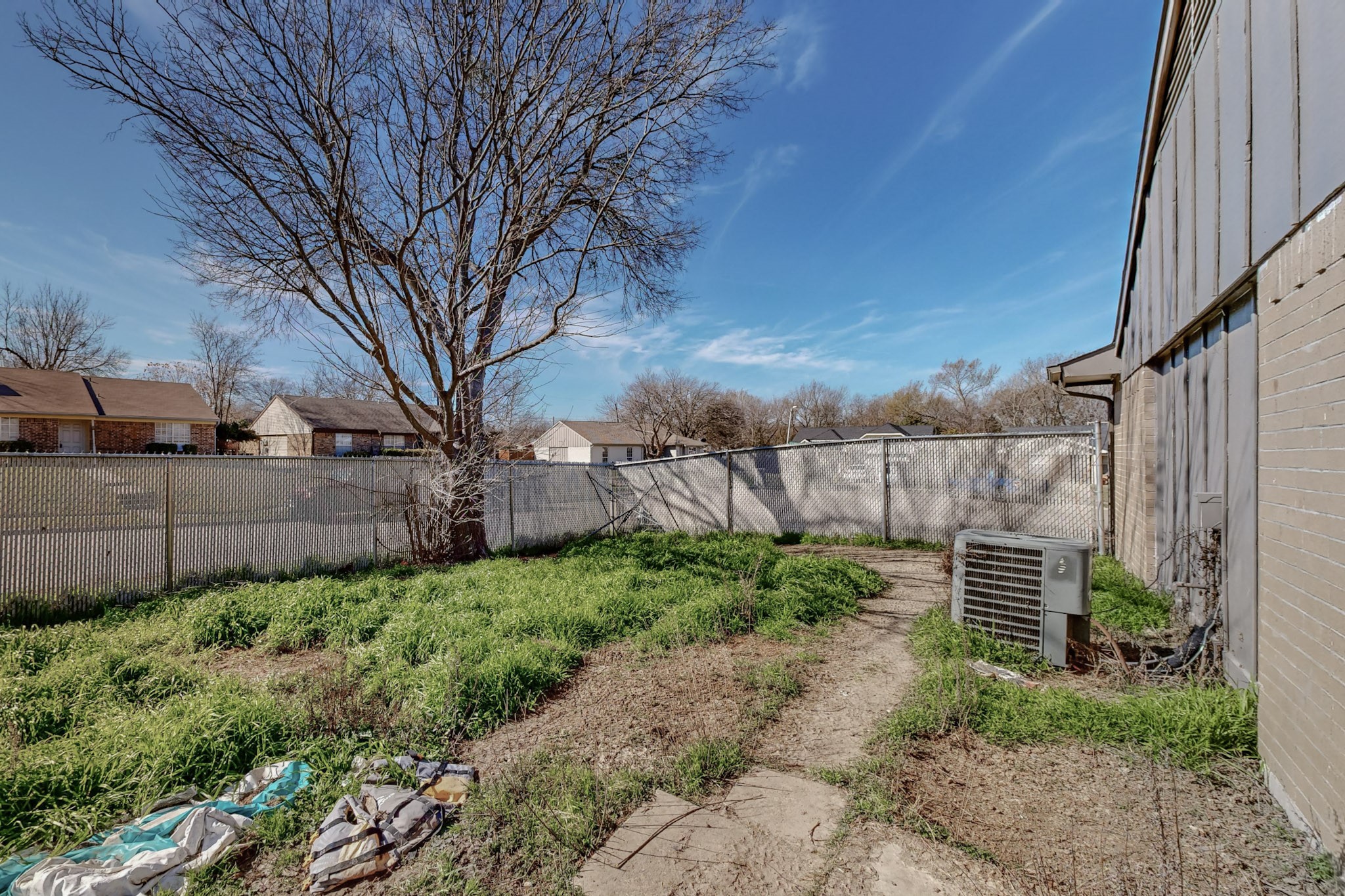 2126 Highwood Drive