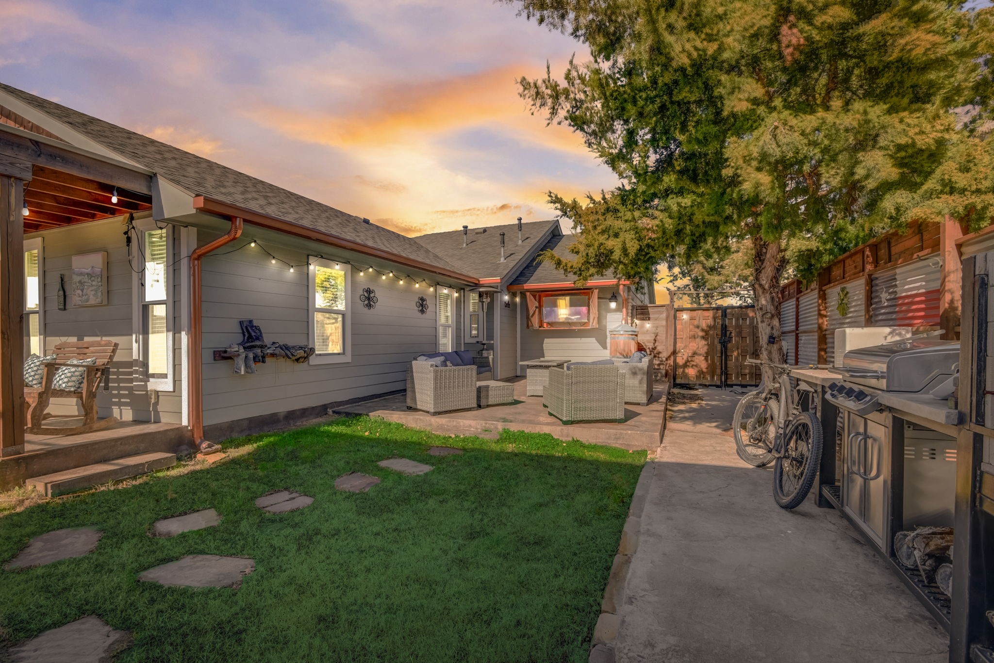 405 Hubbard