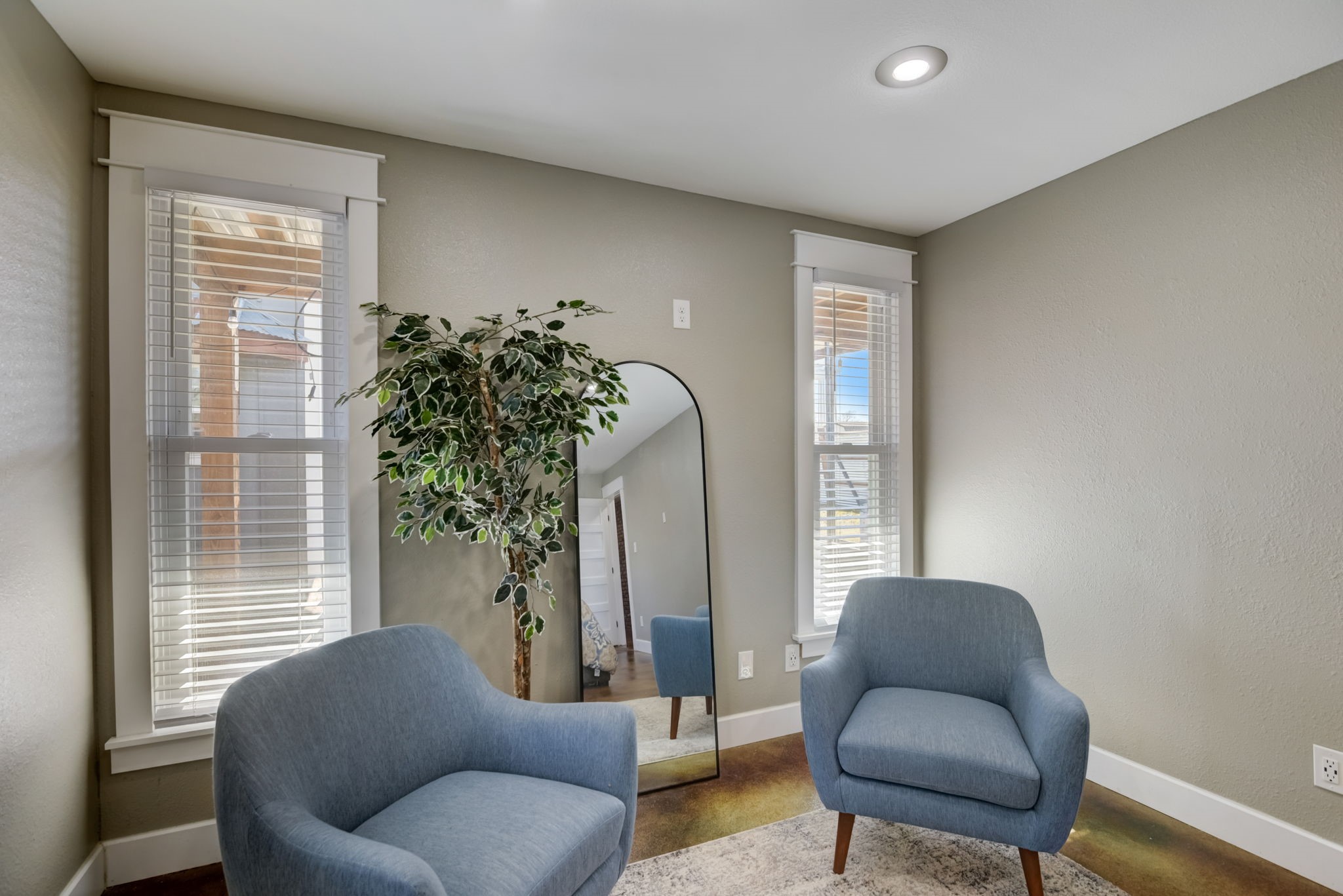 405 Hubbard