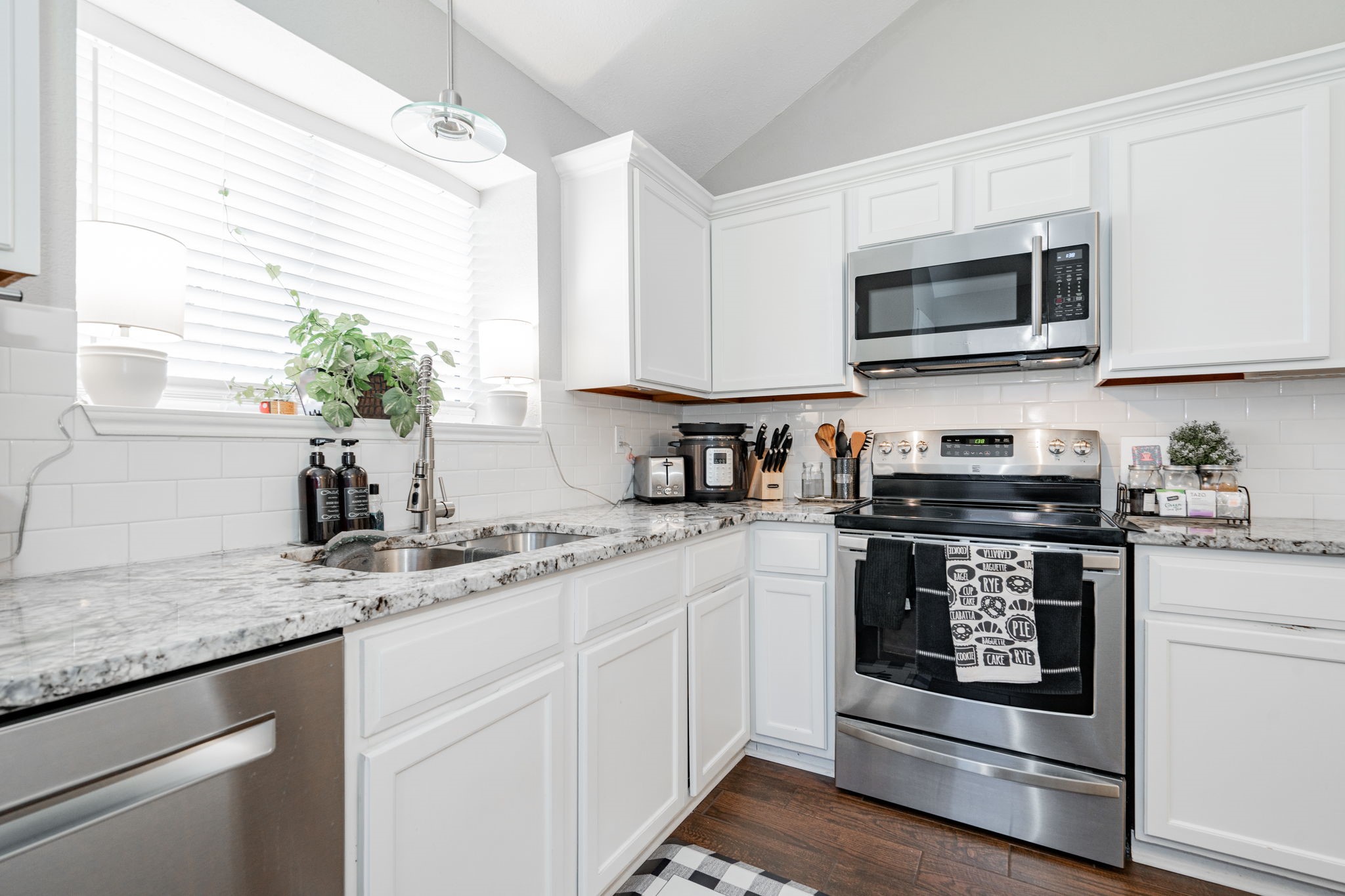 1407 Flameleaf Drive