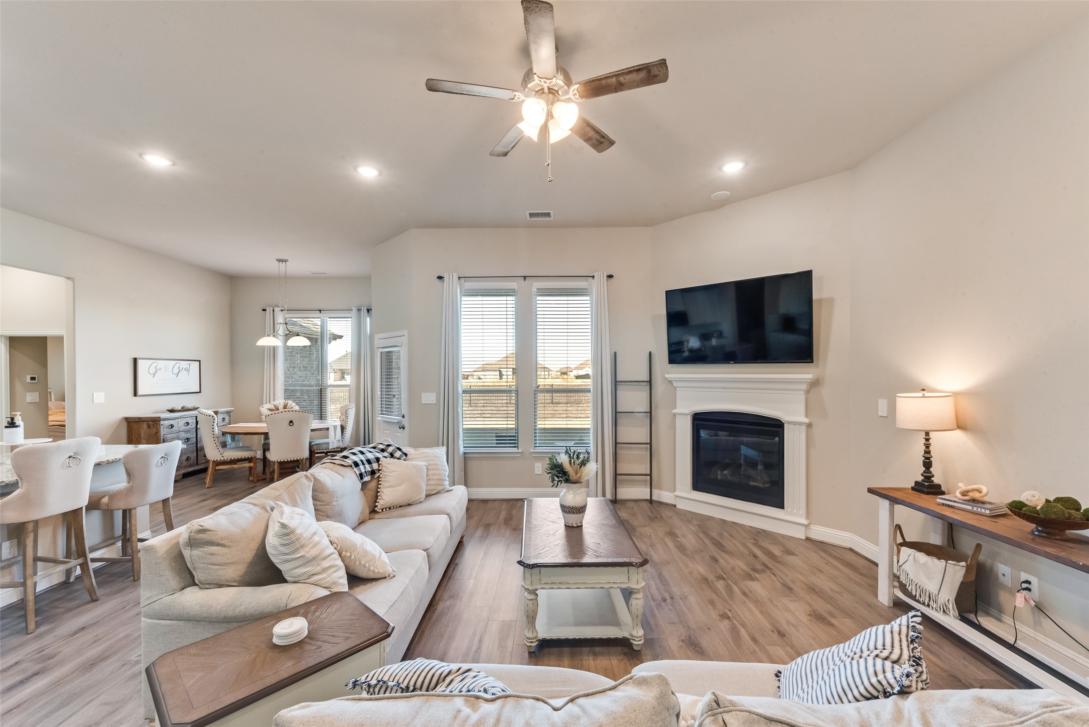 6605 Theale Court