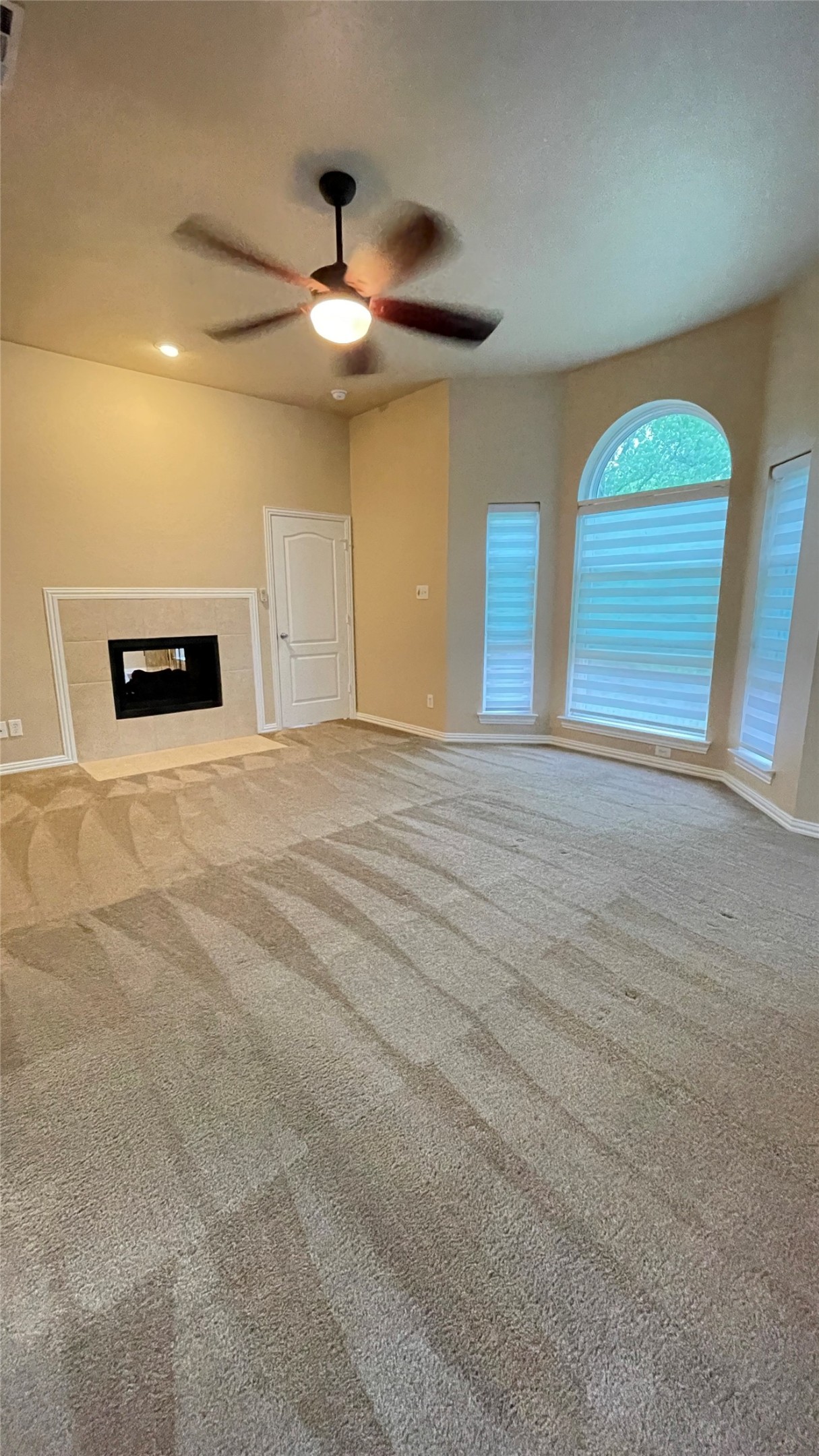 1822 Hollow Creek Court
