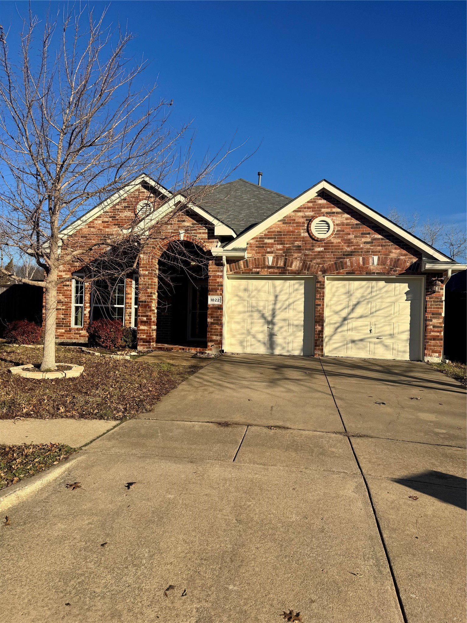 1822 Hollow Creek Court