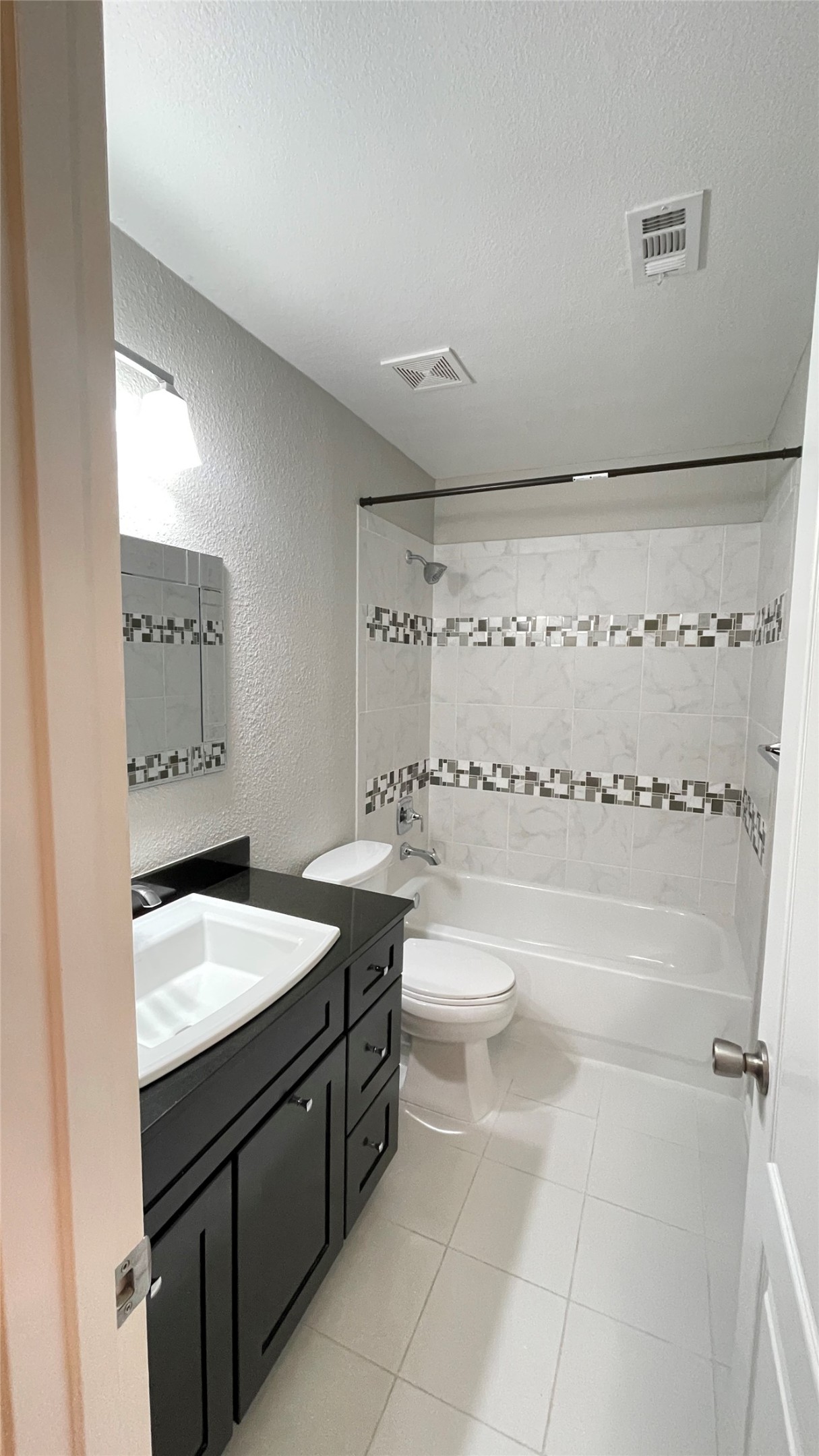 1822 Hollow Creek Court