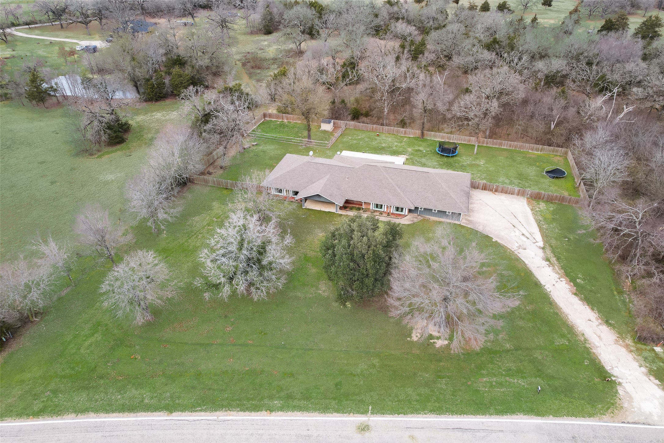 6414 Farm Road 2653 S
