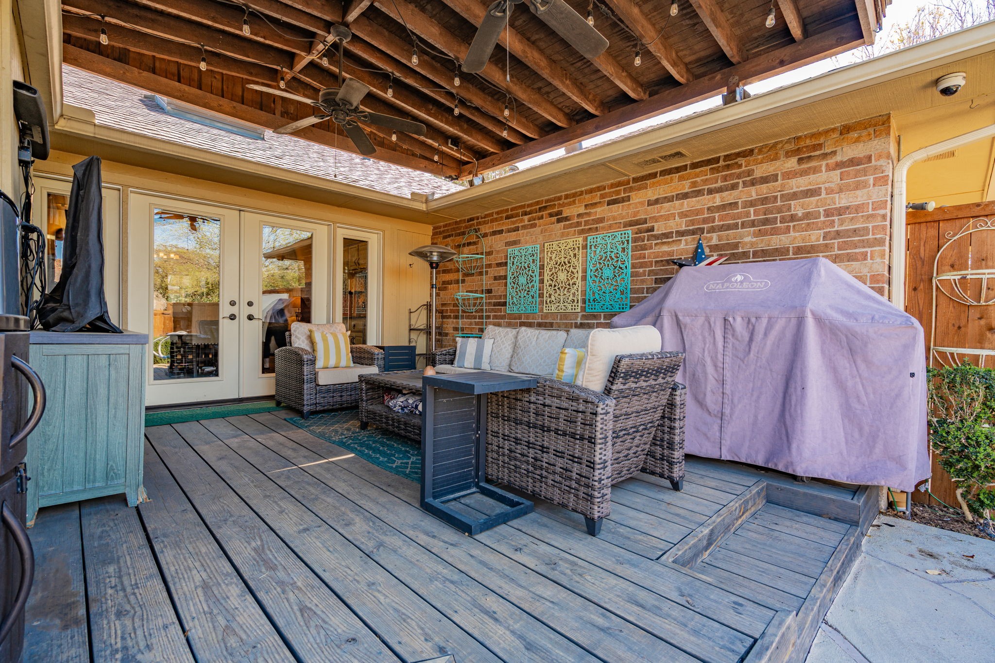 10027 Silvertree Drive