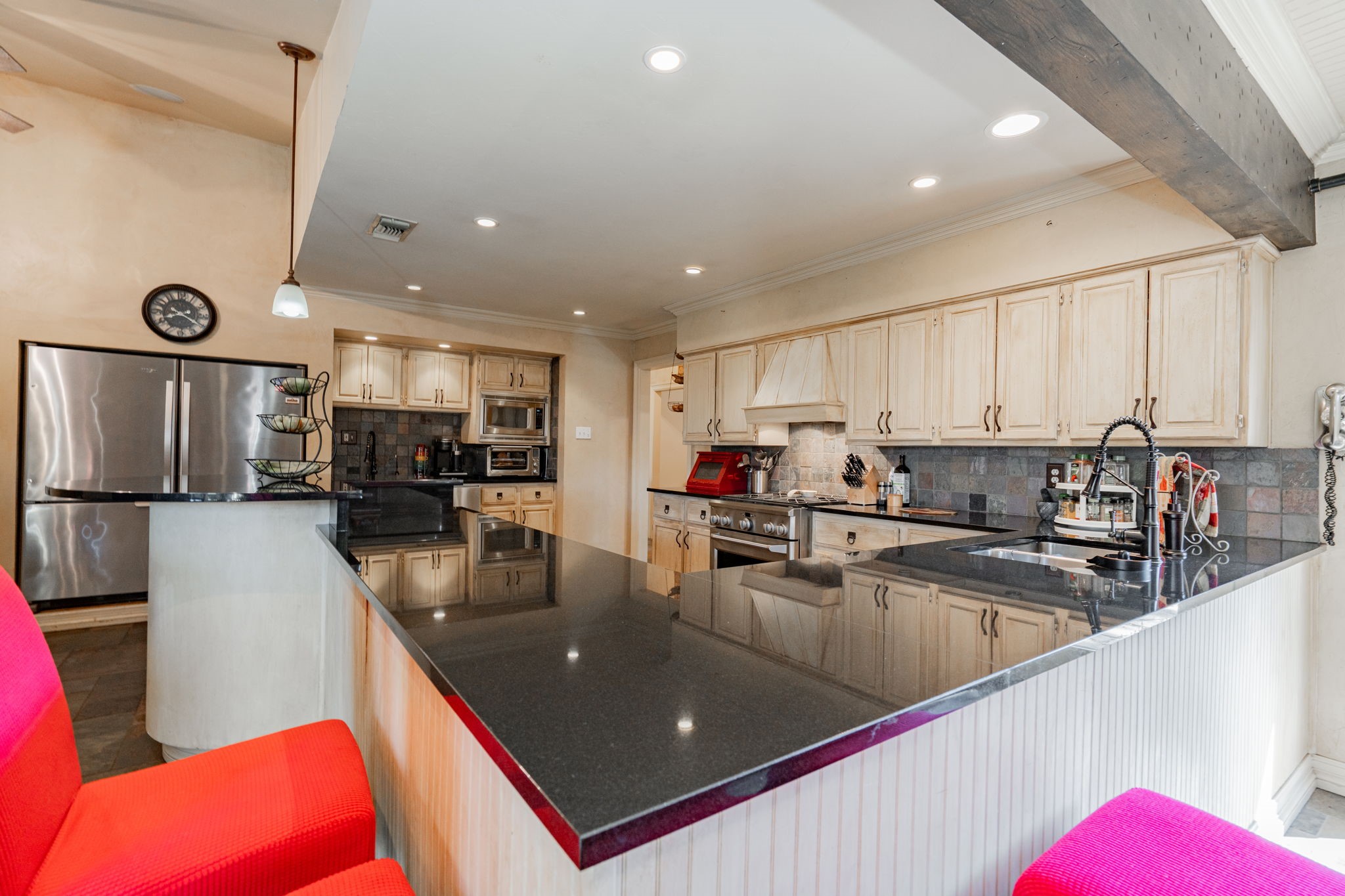 10027 Silvertree Drive