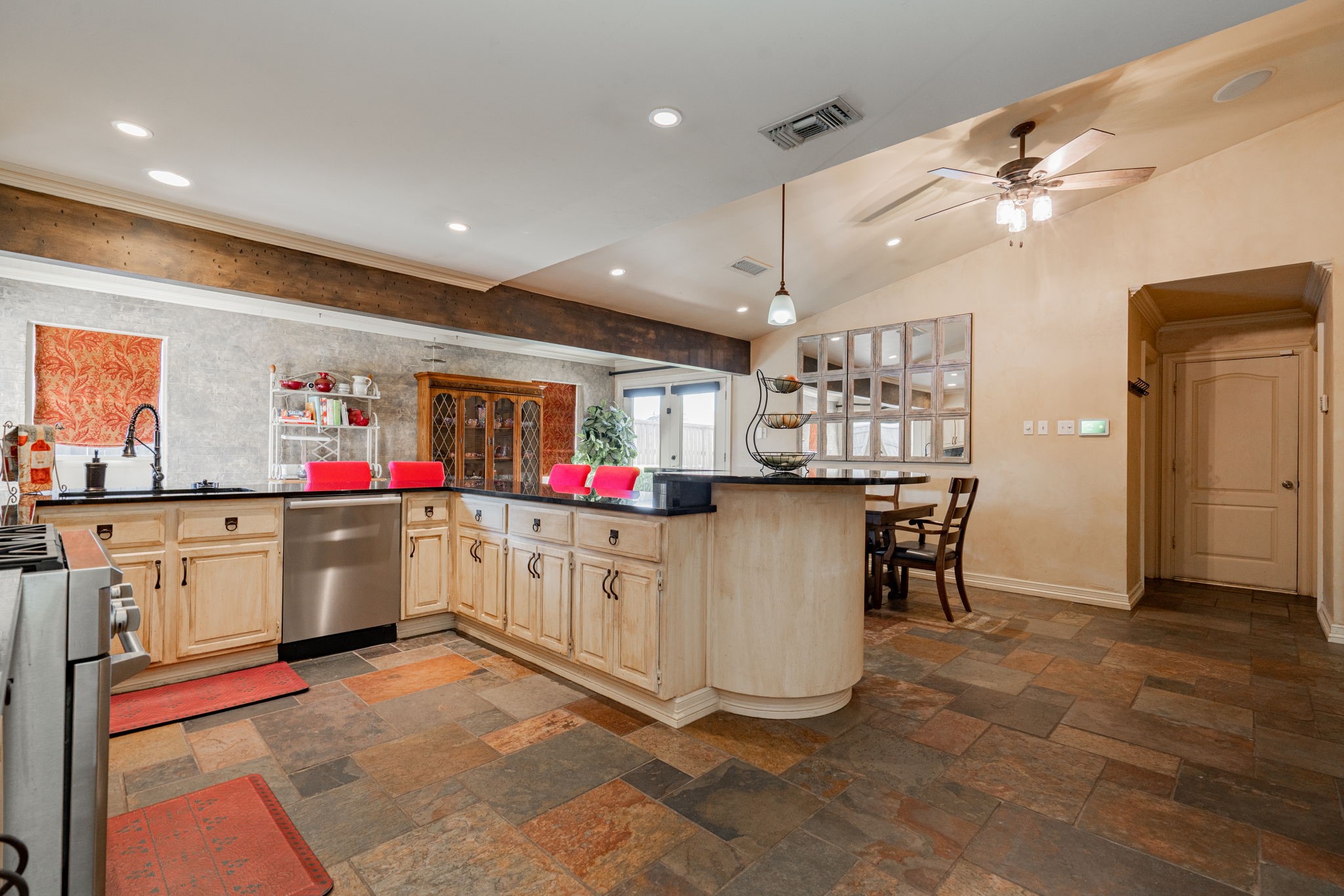 10027 Silvertree Drive