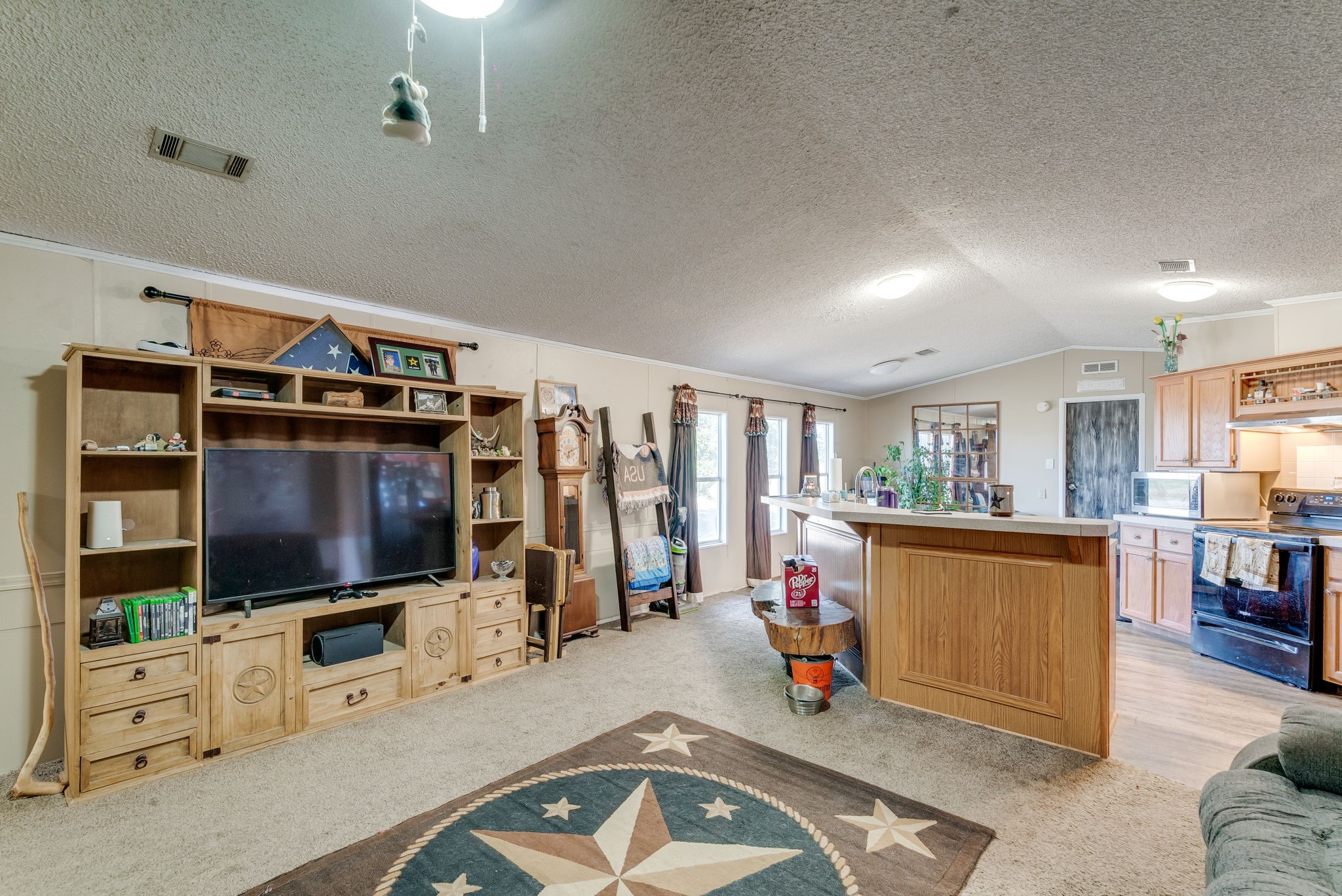 8324 Mckinney Lane