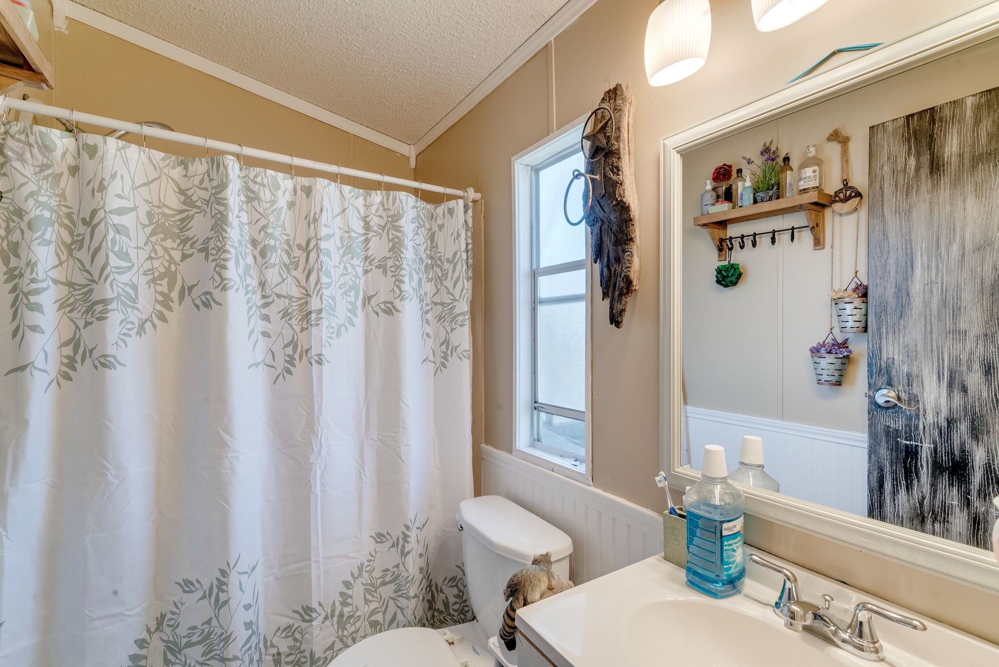 8324 Mckinney Lane
