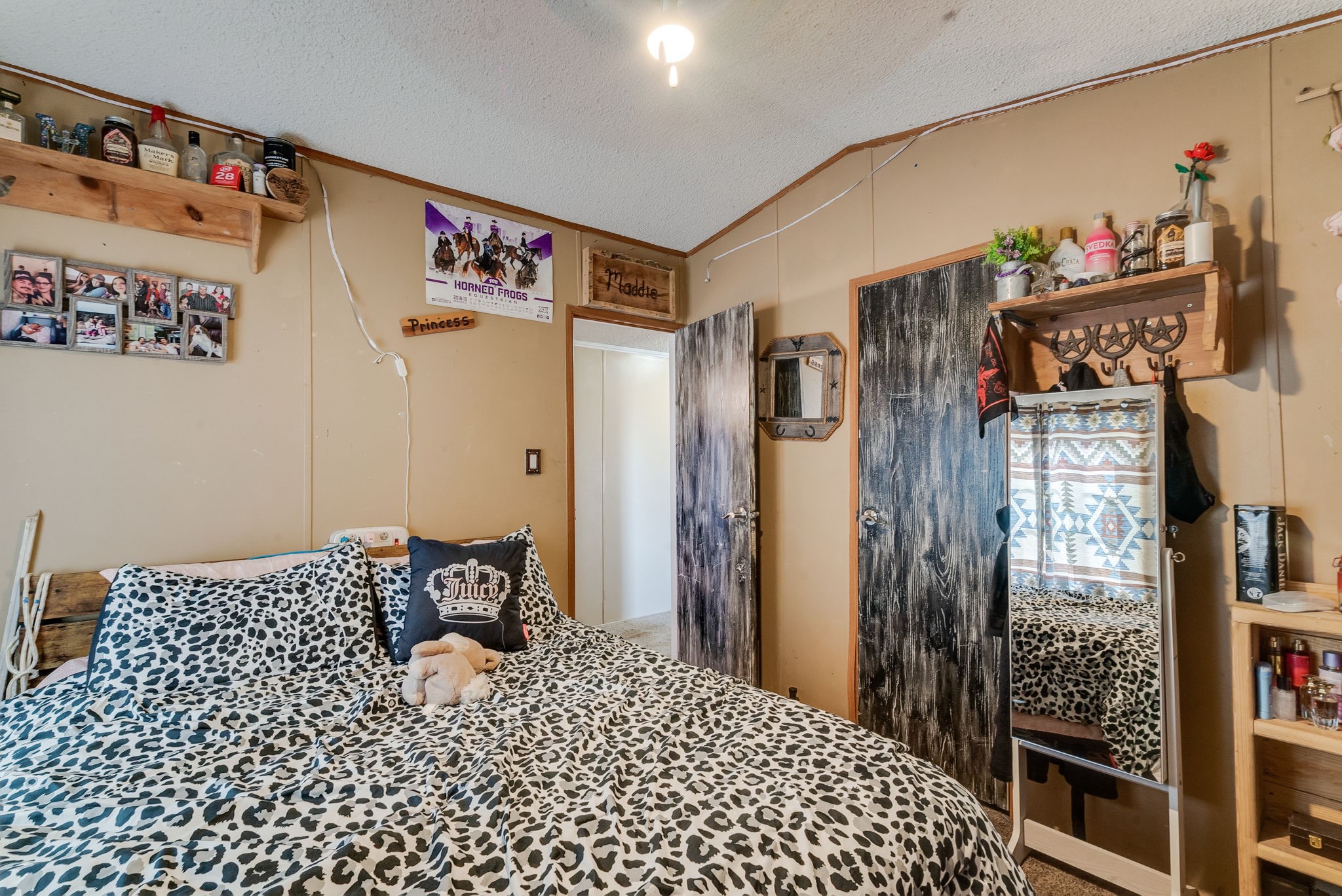 8324 Mckinney Lane