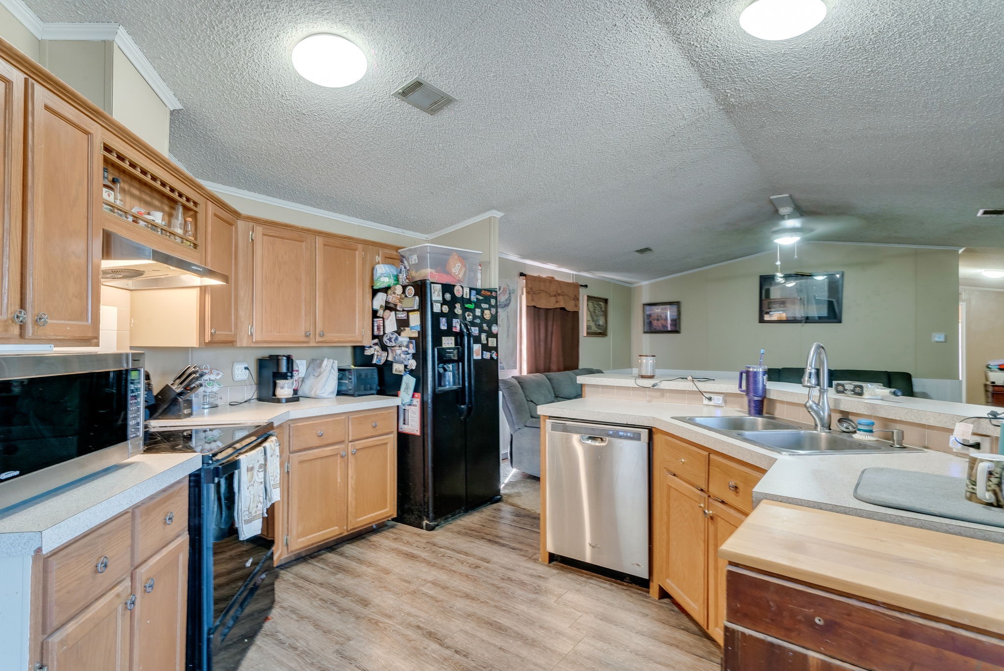 8324 Mckinney Lane